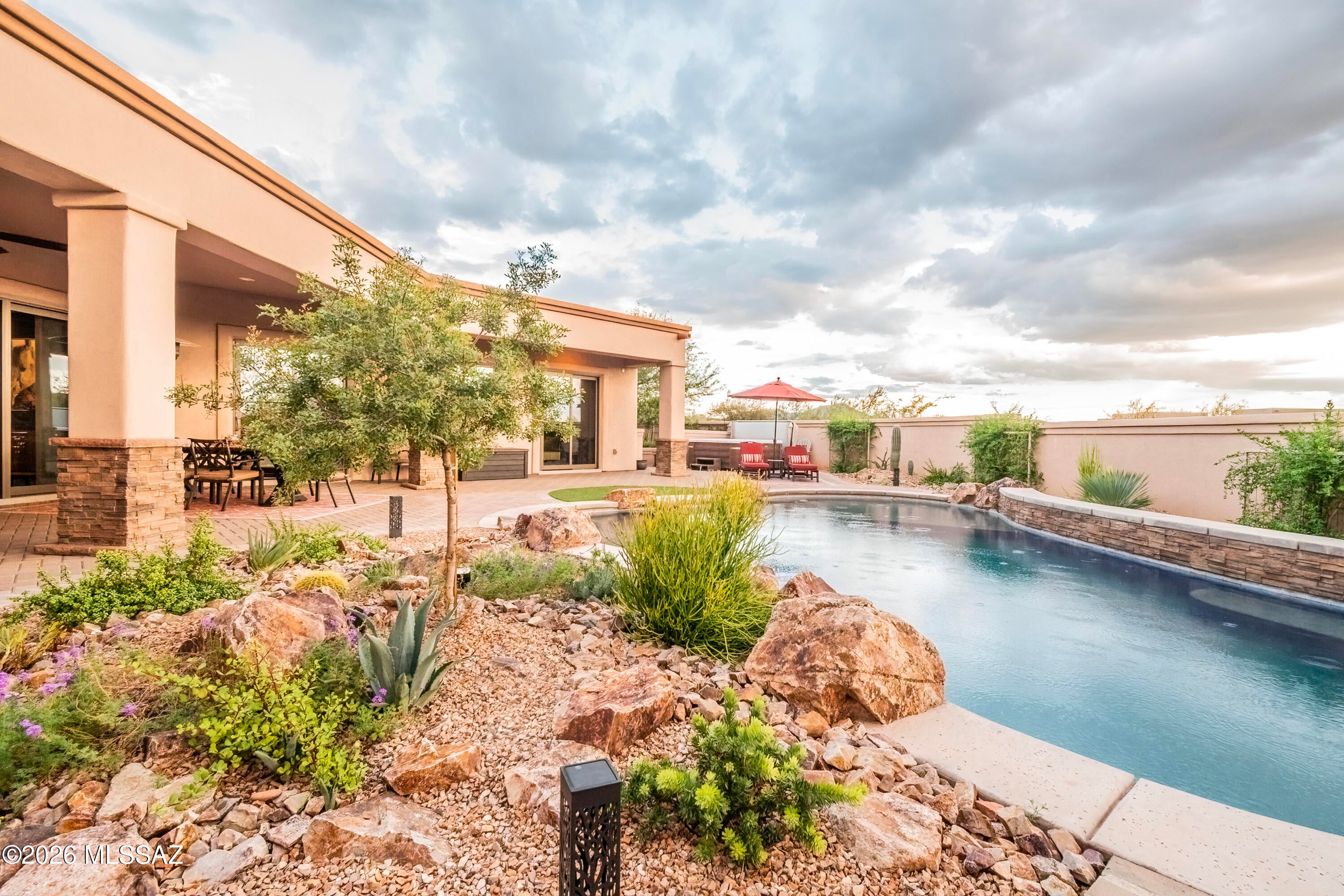 Coyote Creek (1-395) - Residential