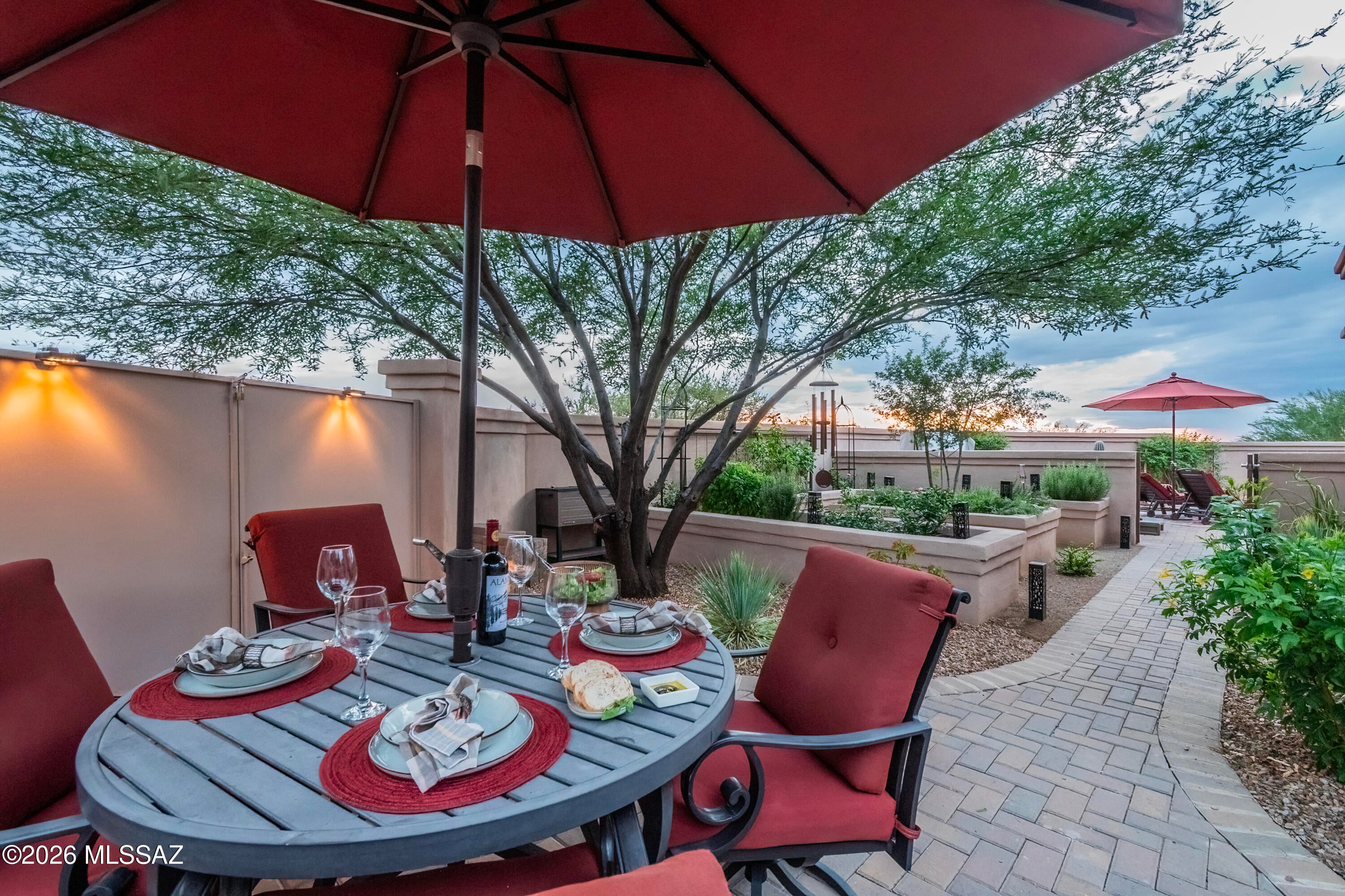 Coyote Creek (1-395) - Residential