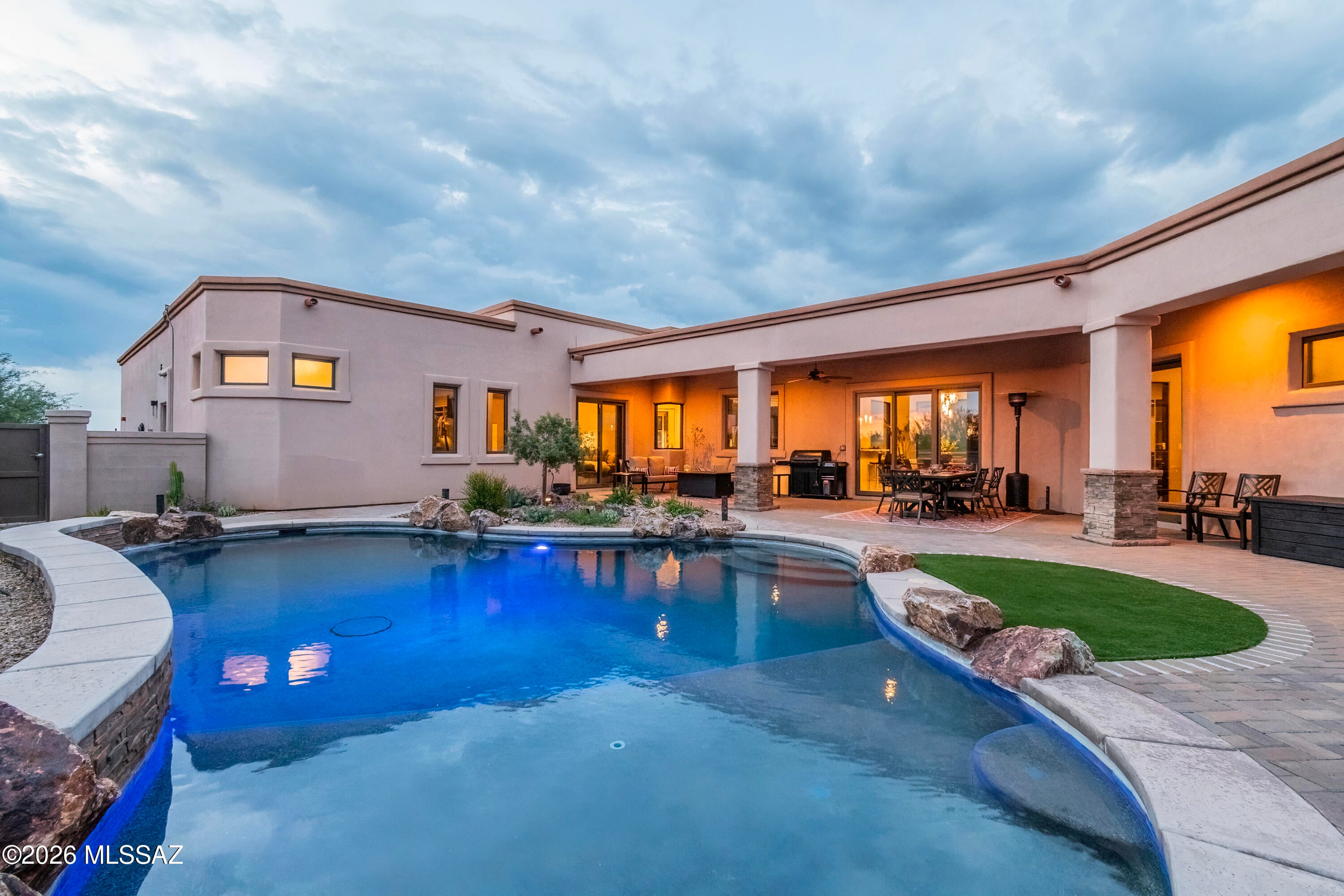 Coyote Creek (1-395) - Residential