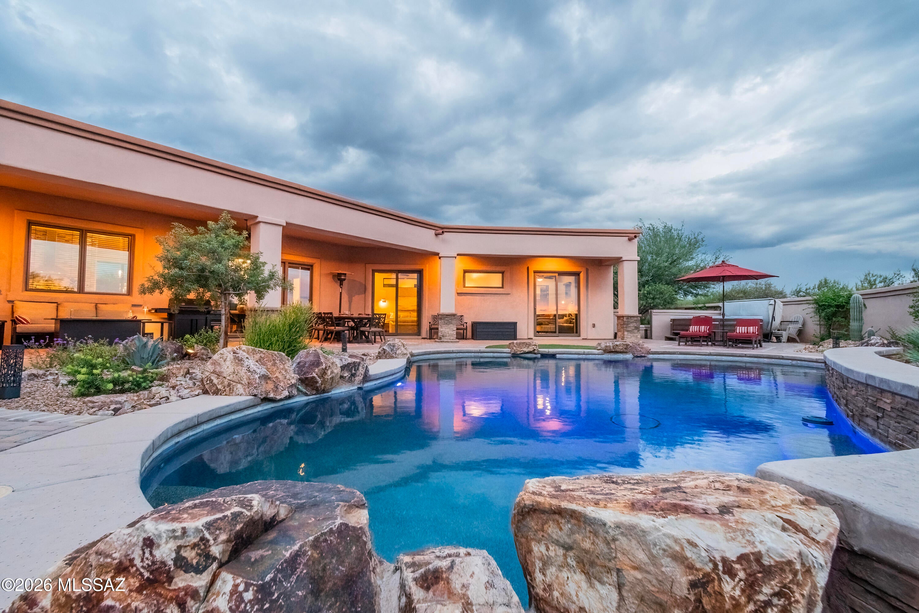 Coyote Creek (1-395) - Residential