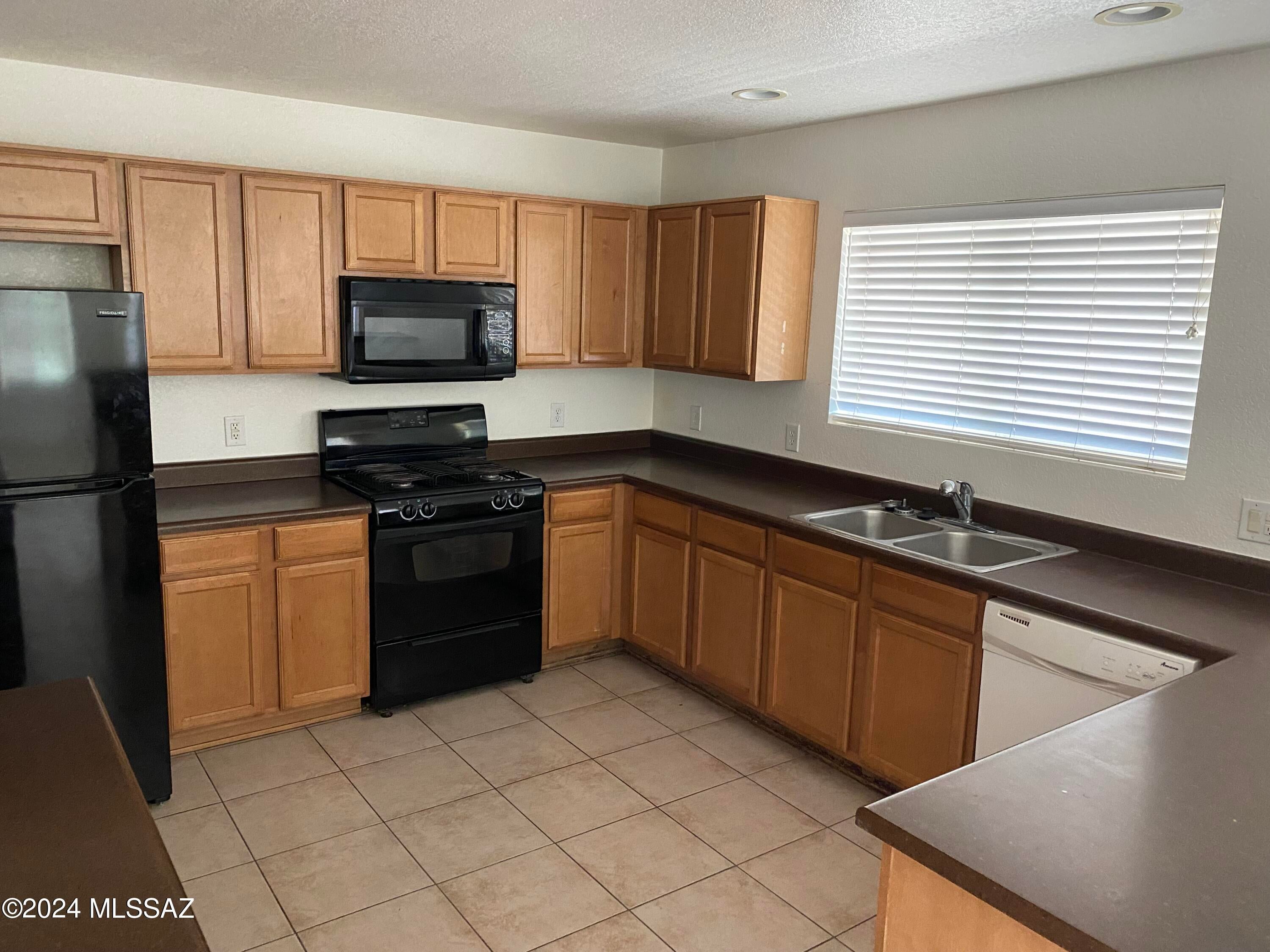 Starr Pass Heights (1-114) - Residential Lease