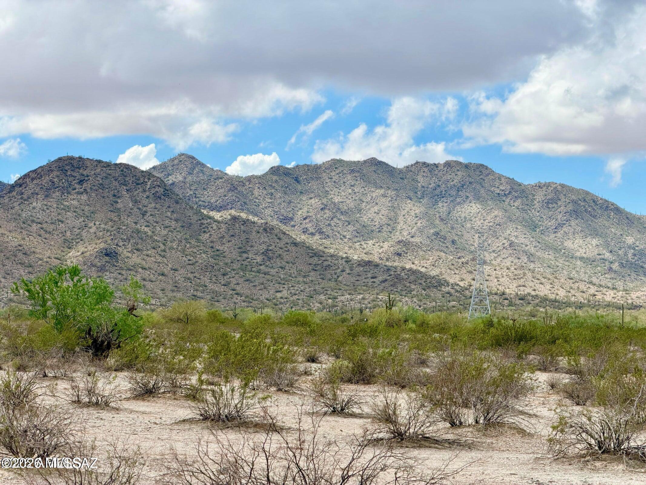 5 Acre lot perfect for your site build home or manufactured, this lot is zoned GR with no HOA or CC&R's. Horses, boats, RV's and all the toys are welcome! A great property conveniently located but extremely private and very nice neighboring properties. Additional acreage available SELLER FINANCING AVAILABLE