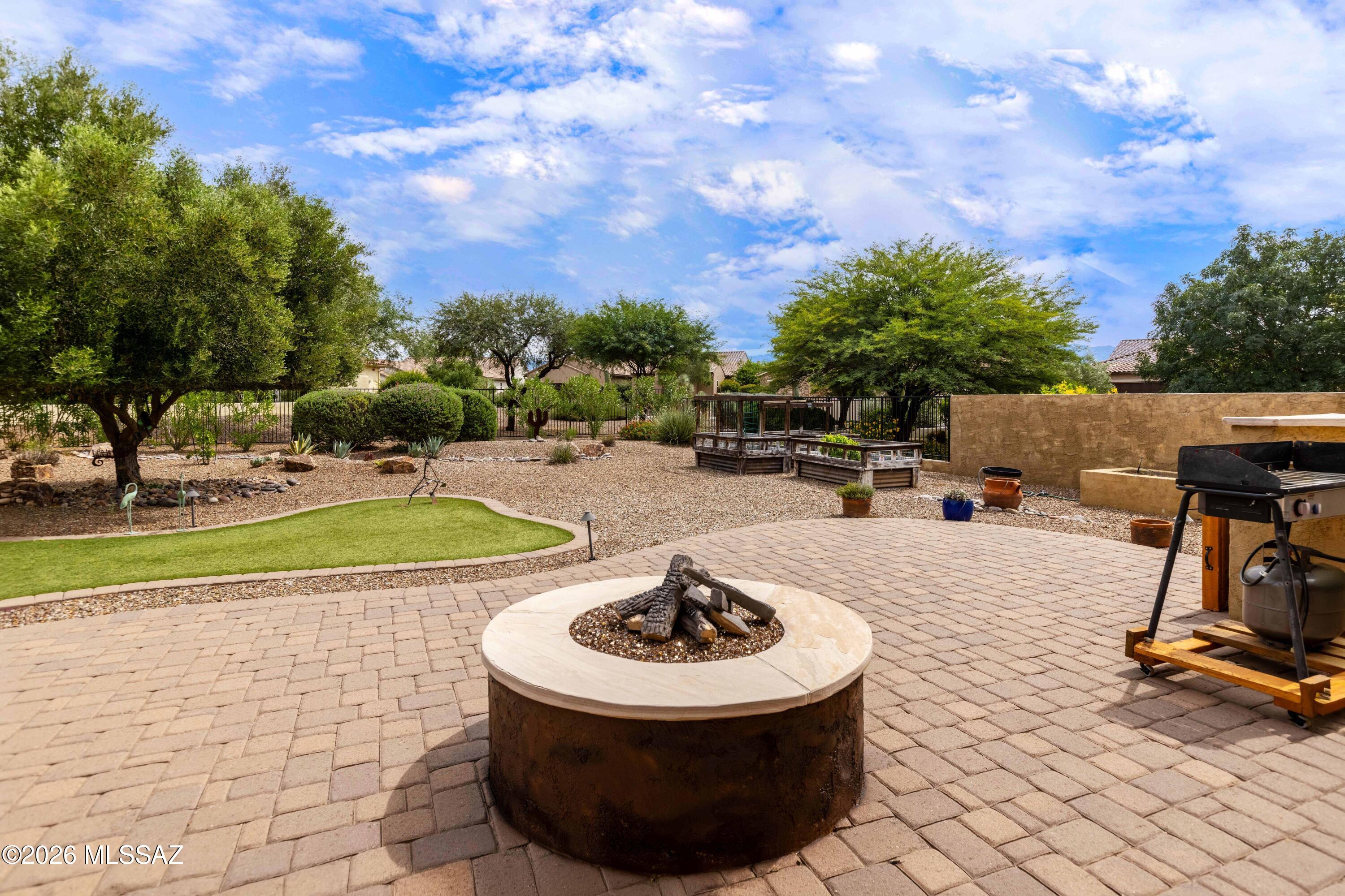 Saddlebrooke Ranch - Residential