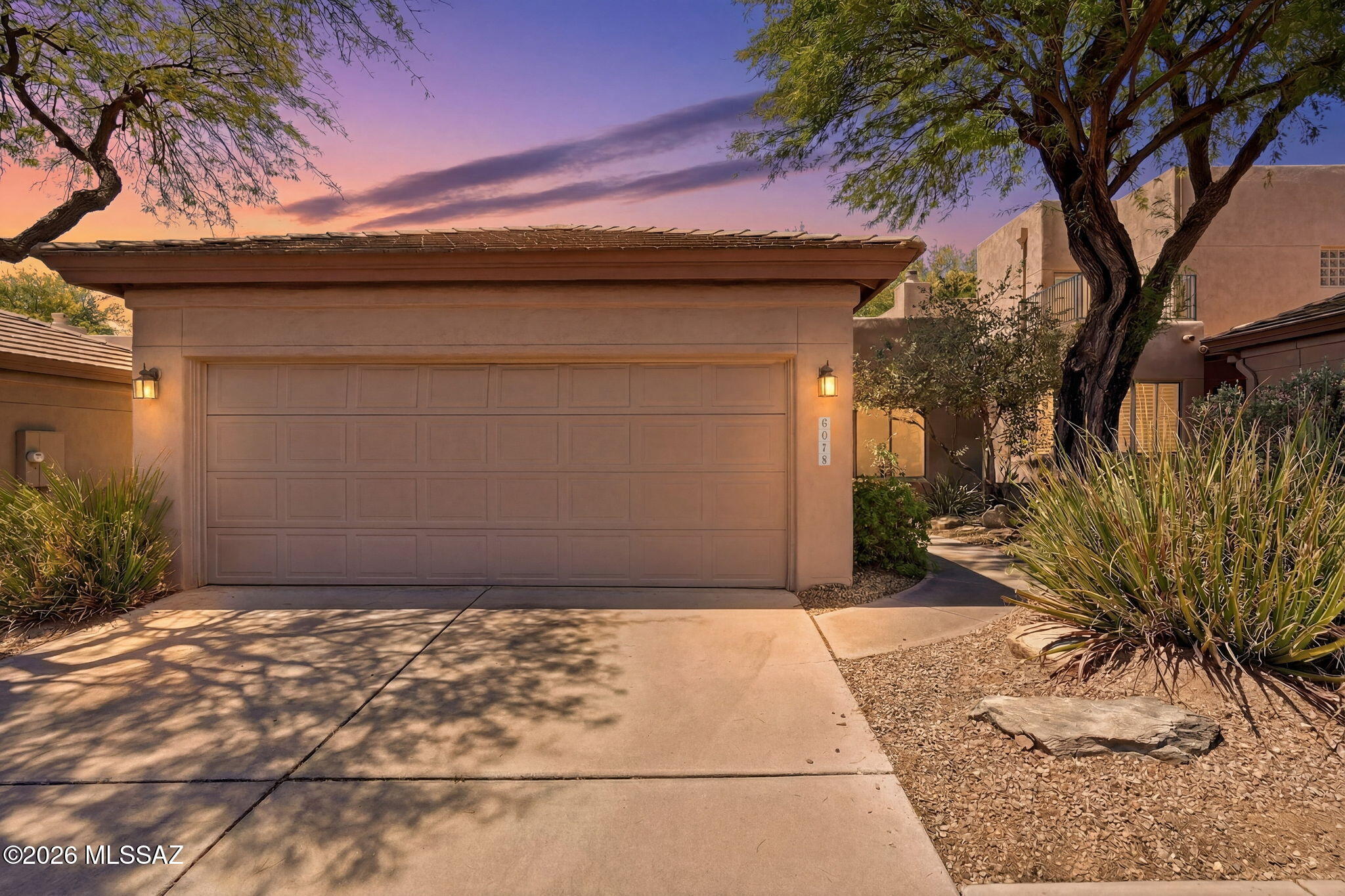 Welcome to the Ventana Canyon Country Club lifestyle! Deer Run at Ventana Canyon Resort and Golf Community offers a secure, 24-hour guard-gated neighborhood enriched by natural features and spectacular Catalina Mountain views.
Updated!!! This spacious 2 bed / 2 bath + executive office home features vaulted ceilings, clerestory windows, and skylights. Many highlights include a gas fireplace in the living room, French doors leading to outdoor patios, a spacious eat-in kitchen, a 2-car attached garage, and close proximity to shopping, hiking, and more.
Start enjoying the indoor/outdoor lifestyle so many love here in Tucson today!