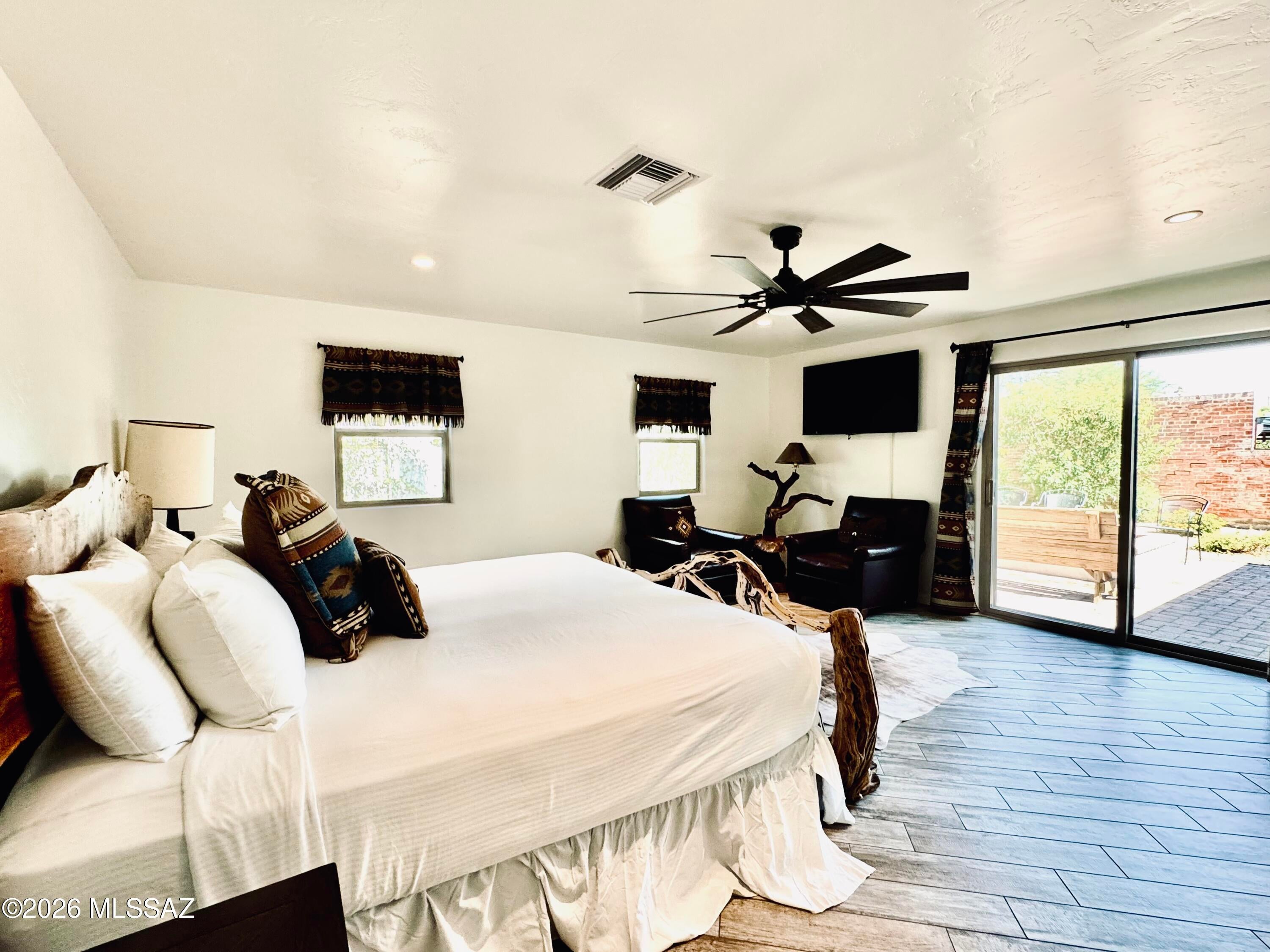 Country Club Homesites - Residential Lease