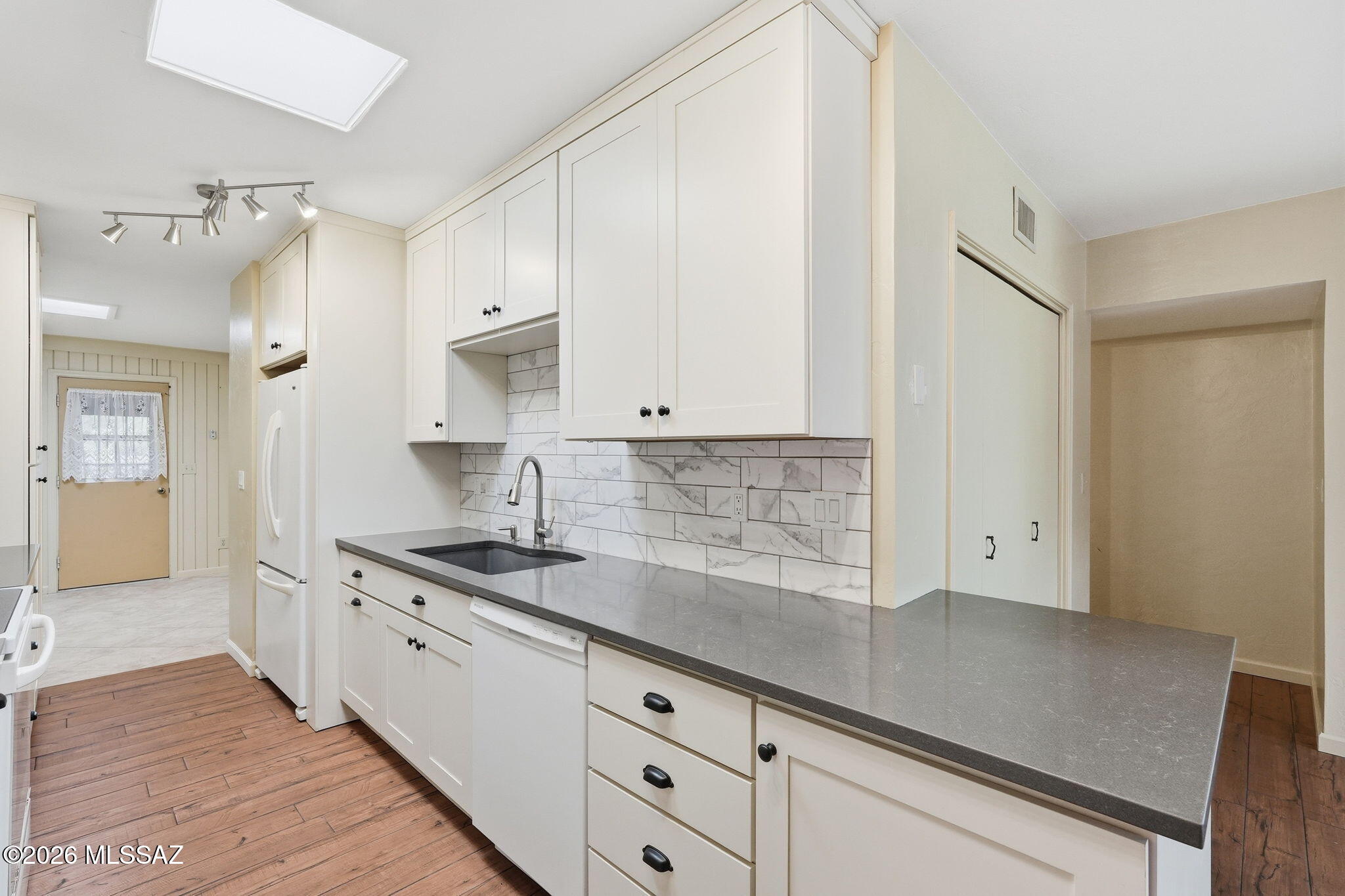 Green Valley Townhouses NO.3(1-258) - Residential