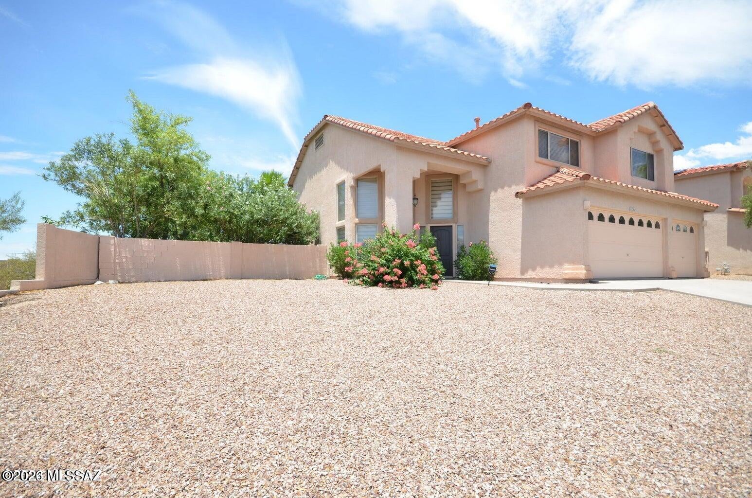 La Cholla Estates (1-94) - Residential Lease