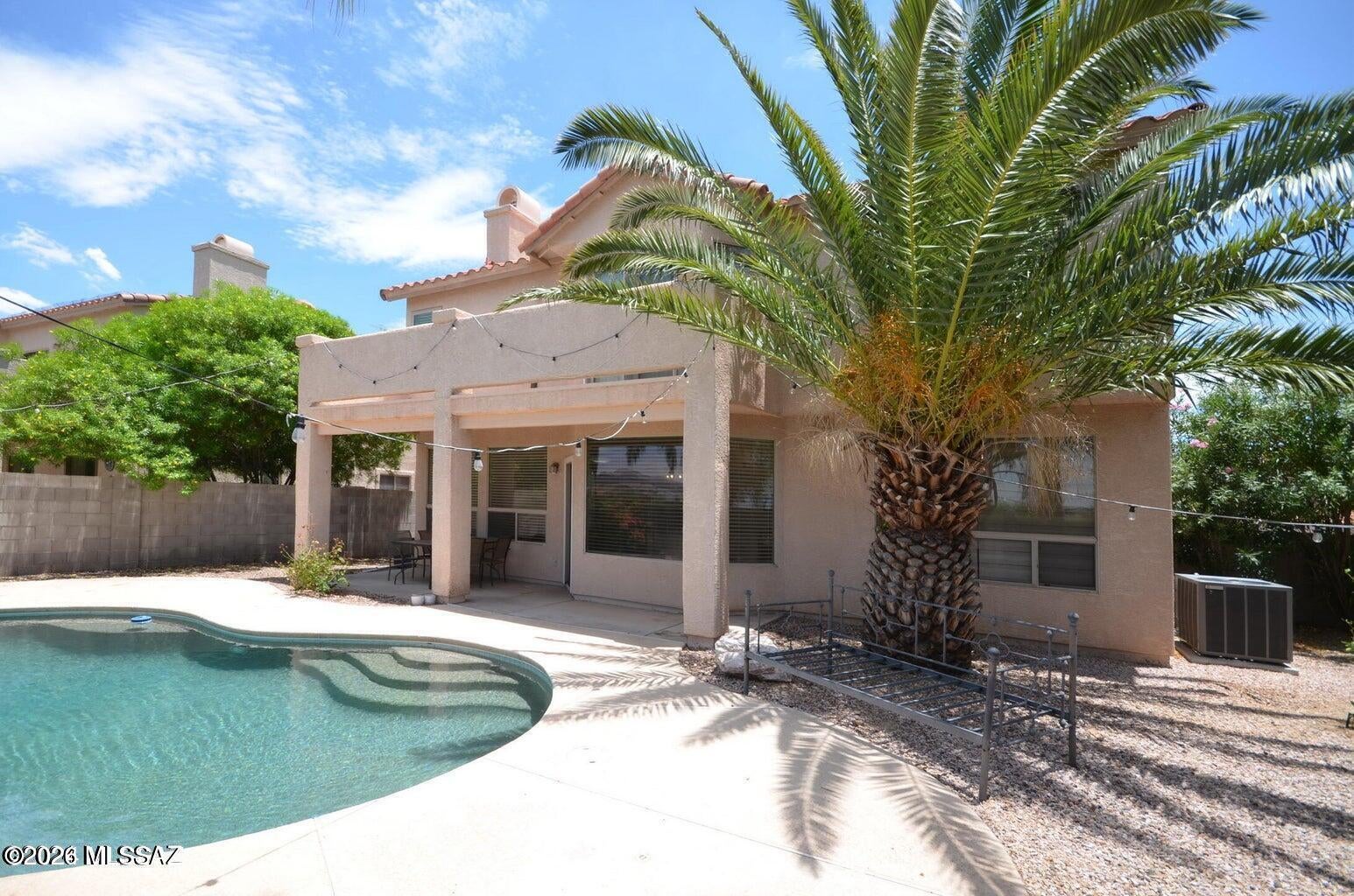 La Cholla Estates (1-94) - Residential Lease