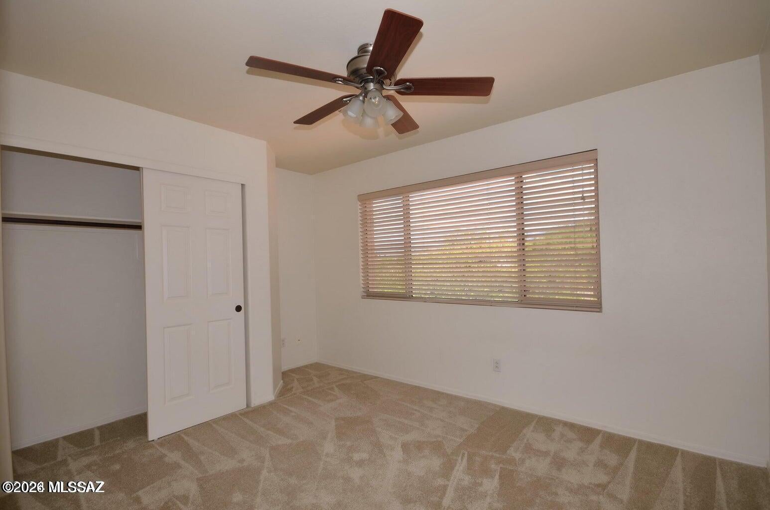 La Cholla Estates (1-94) - Residential Lease