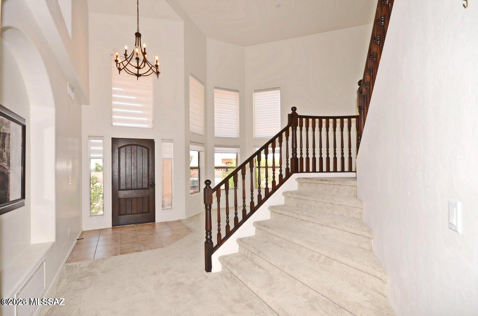 La Cholla Estates (1-94) - Residential Lease