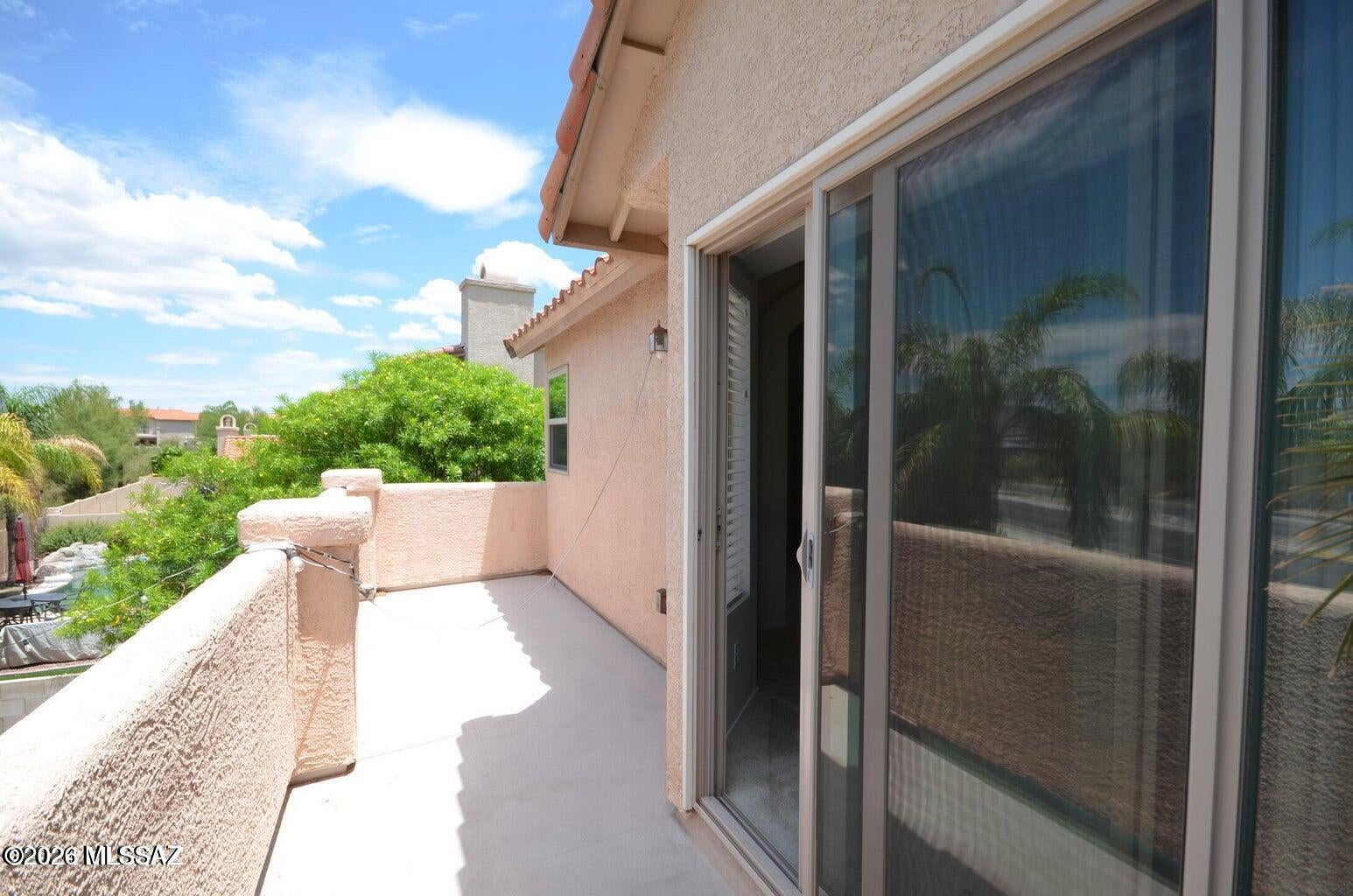 La Cholla Estates (1-94) - Residential Lease