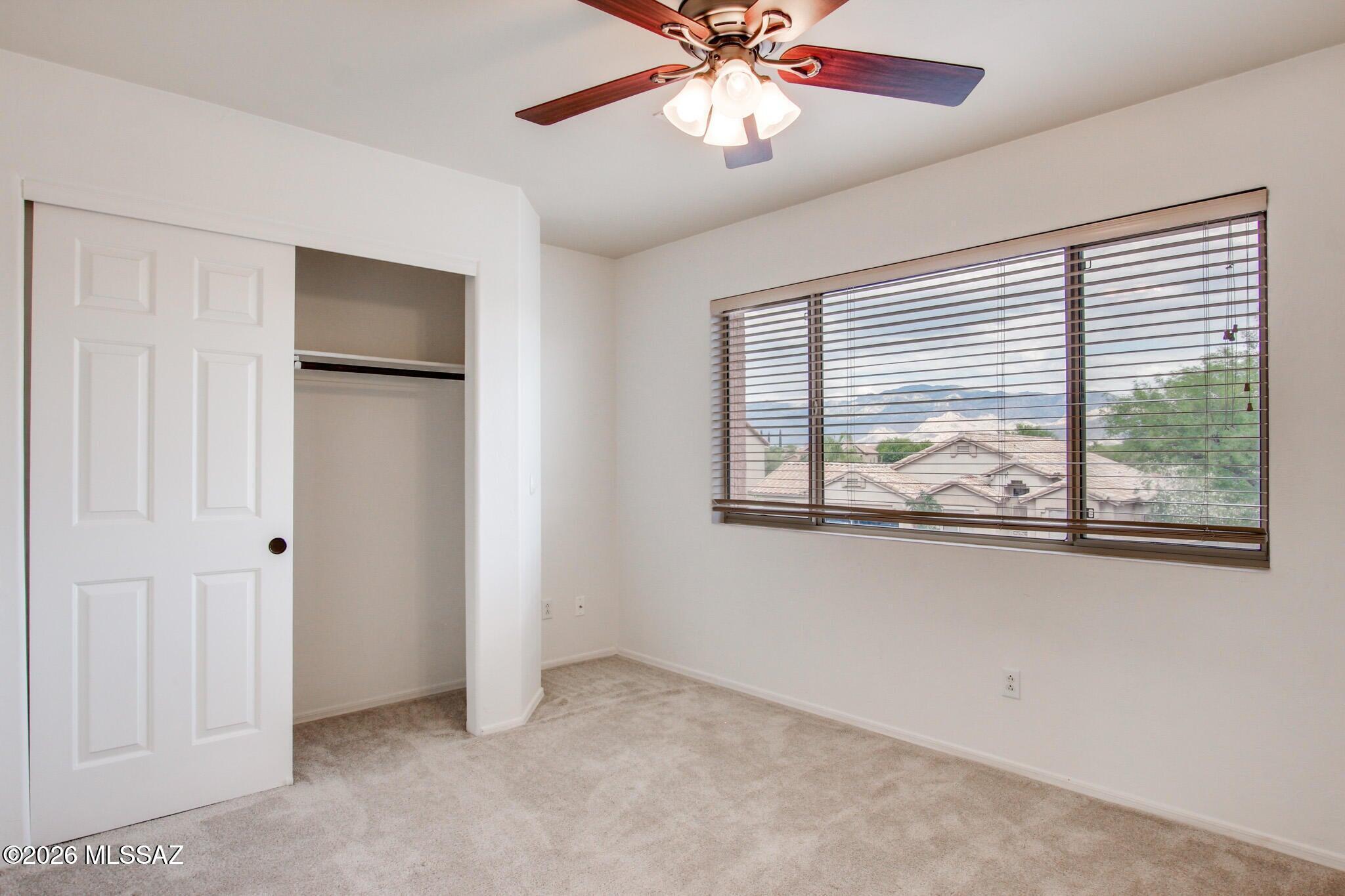 La Cholla Estates (1-94) - Residential Lease