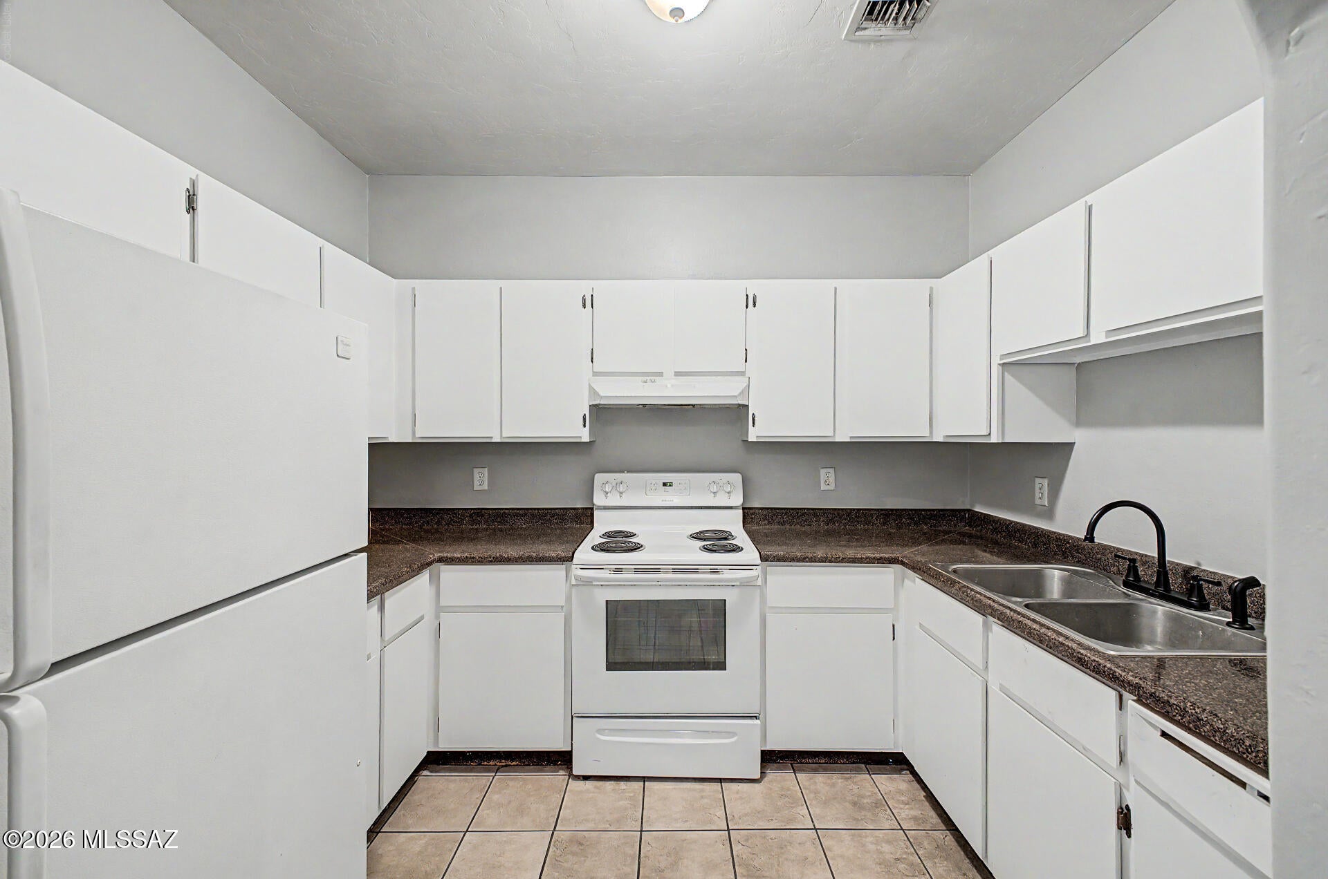 Amherst South (1-107) - Residential Lease