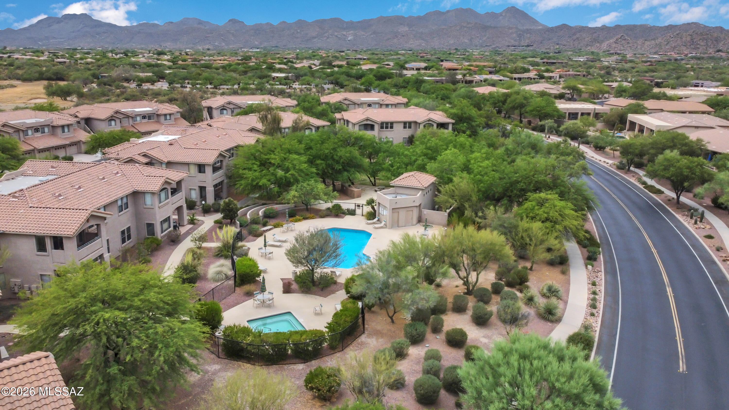 Vistoso Golf Casitas (101-126, 201-226) - Residential Lease