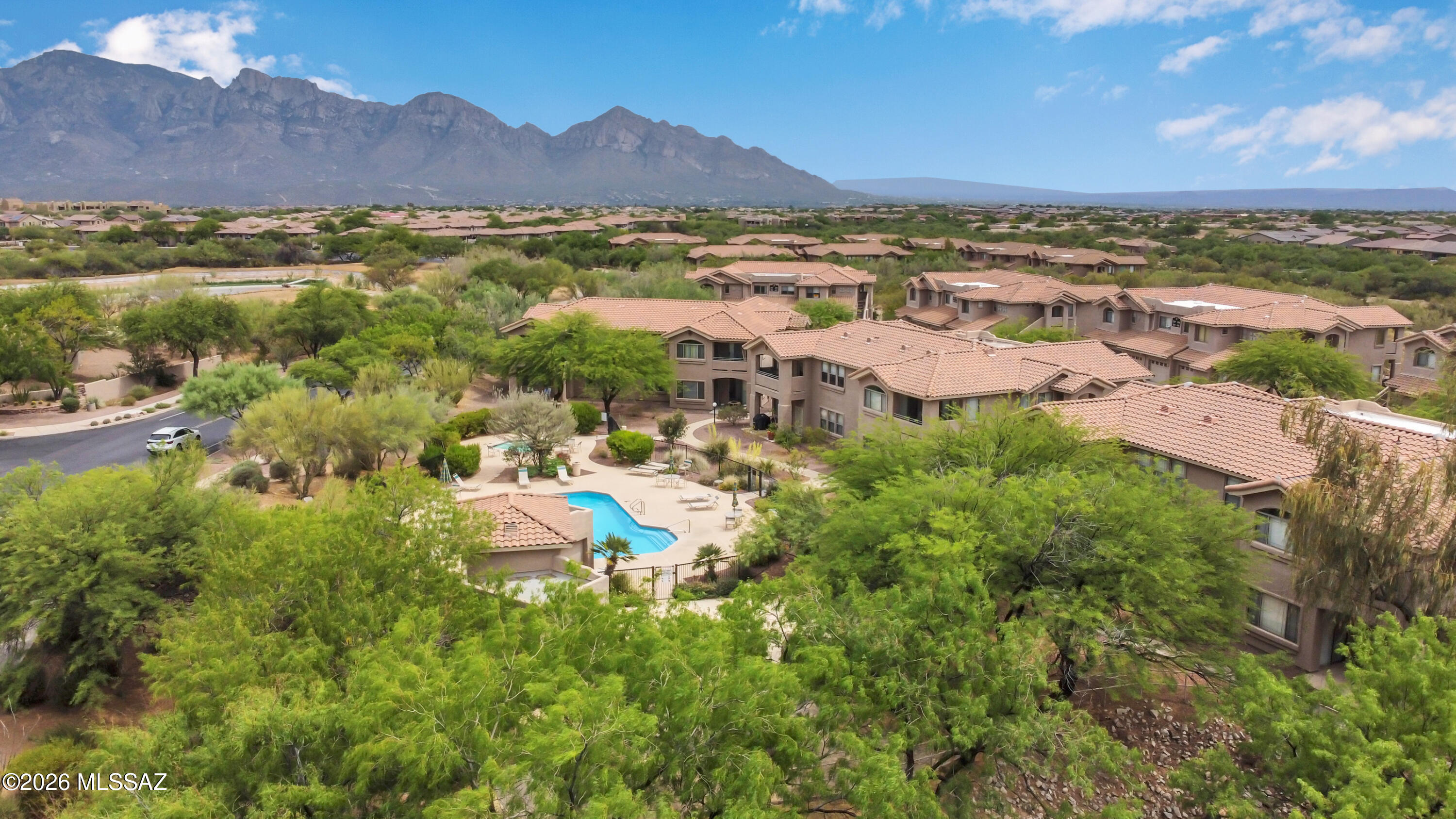 Vistoso Golf Casitas (101-126, 201-226) - Residential Lease