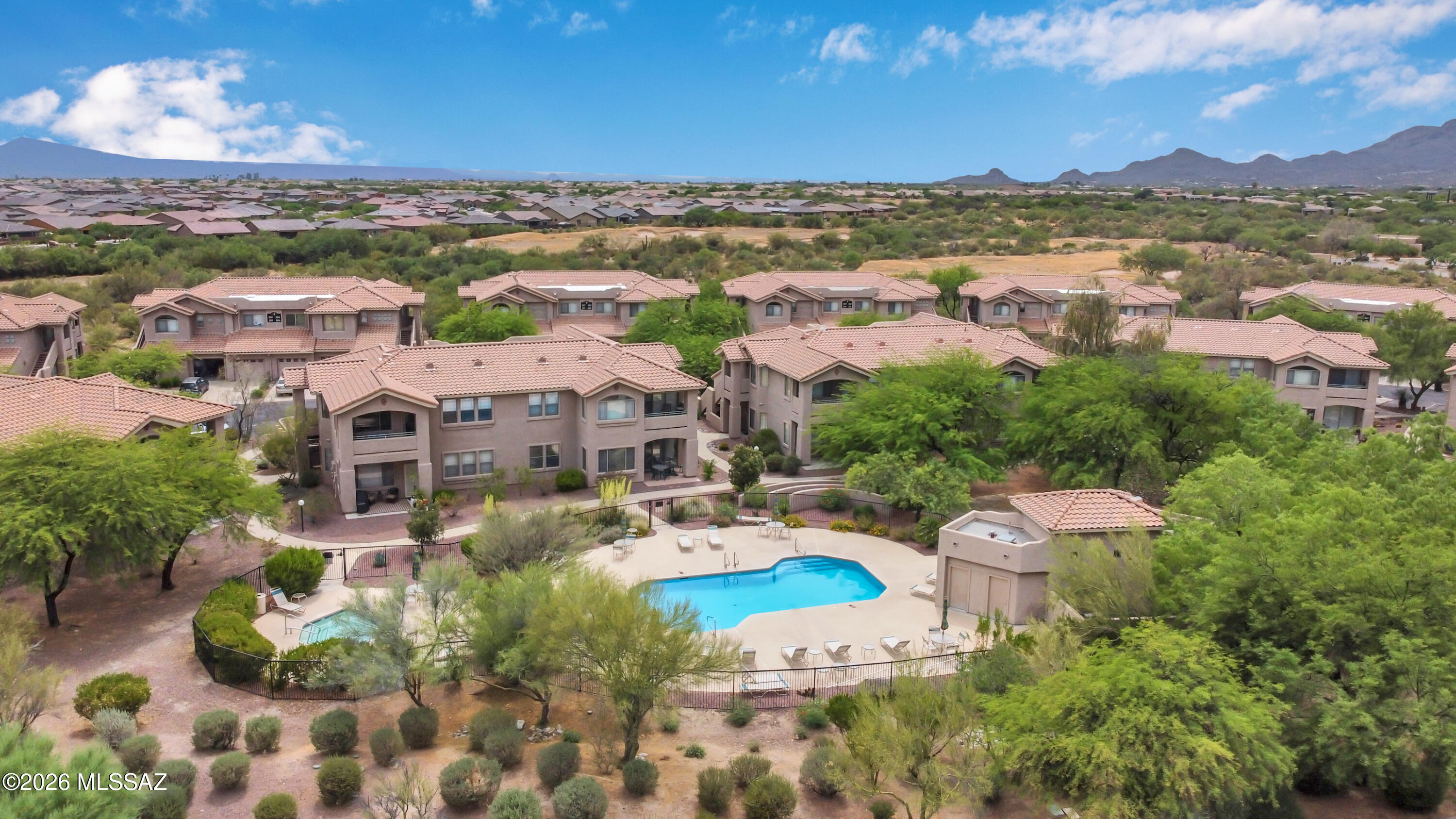 Vistoso Golf Casitas (101-126, 201-226) - Residential Lease