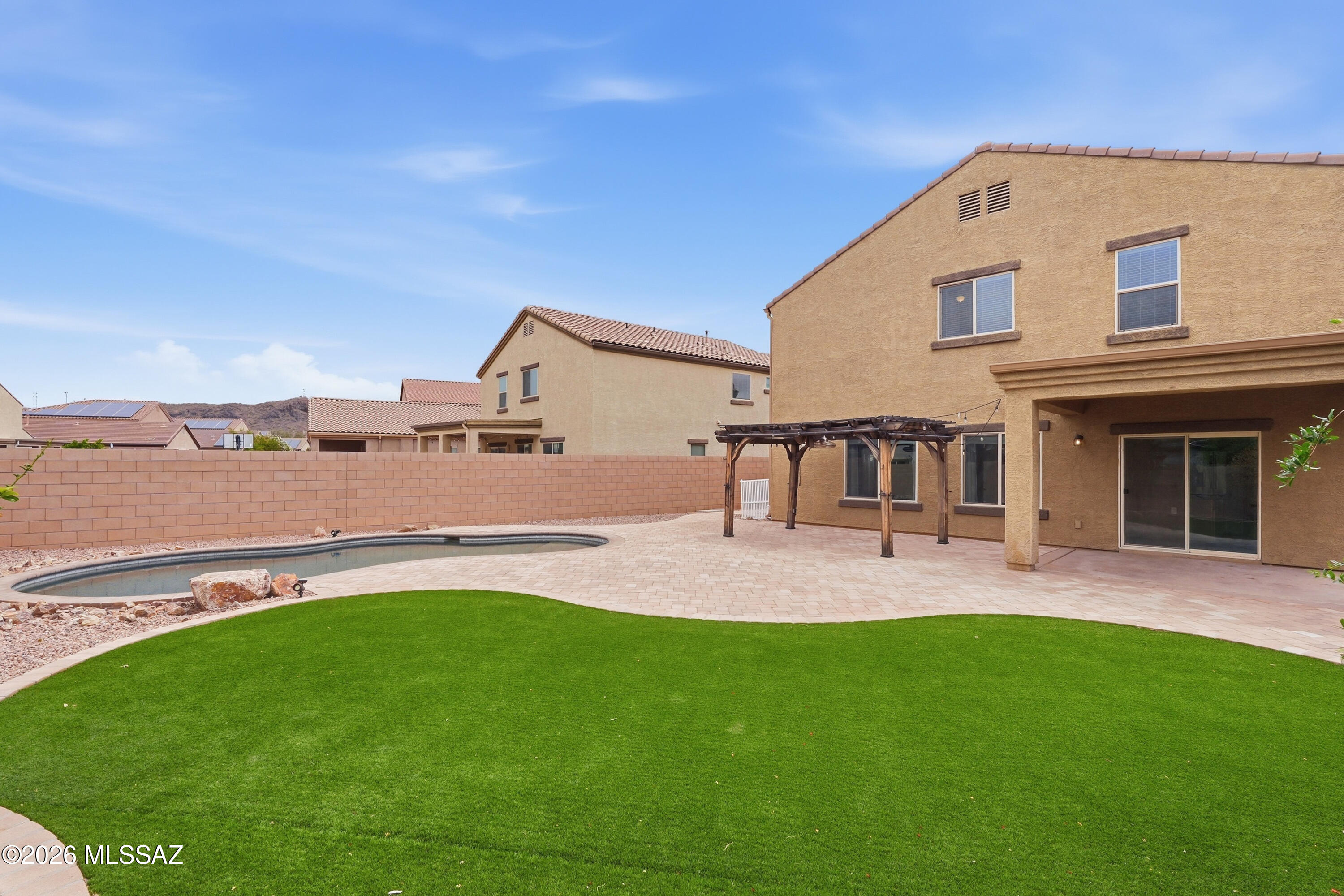 Saguaro Springs - Residential