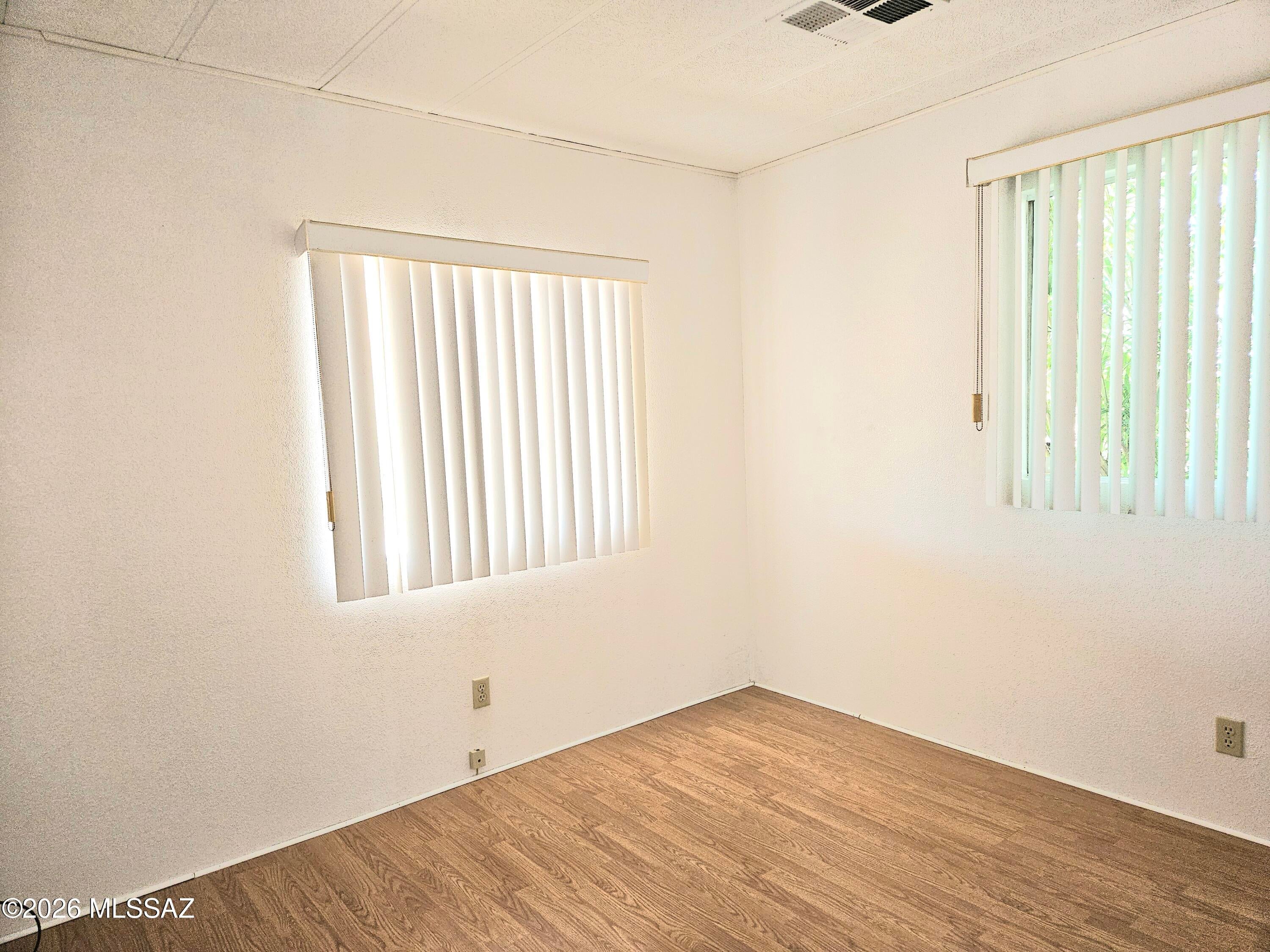 J - Six Ranchettes Unit NO. 7 (205-221, 237-423) - Residential