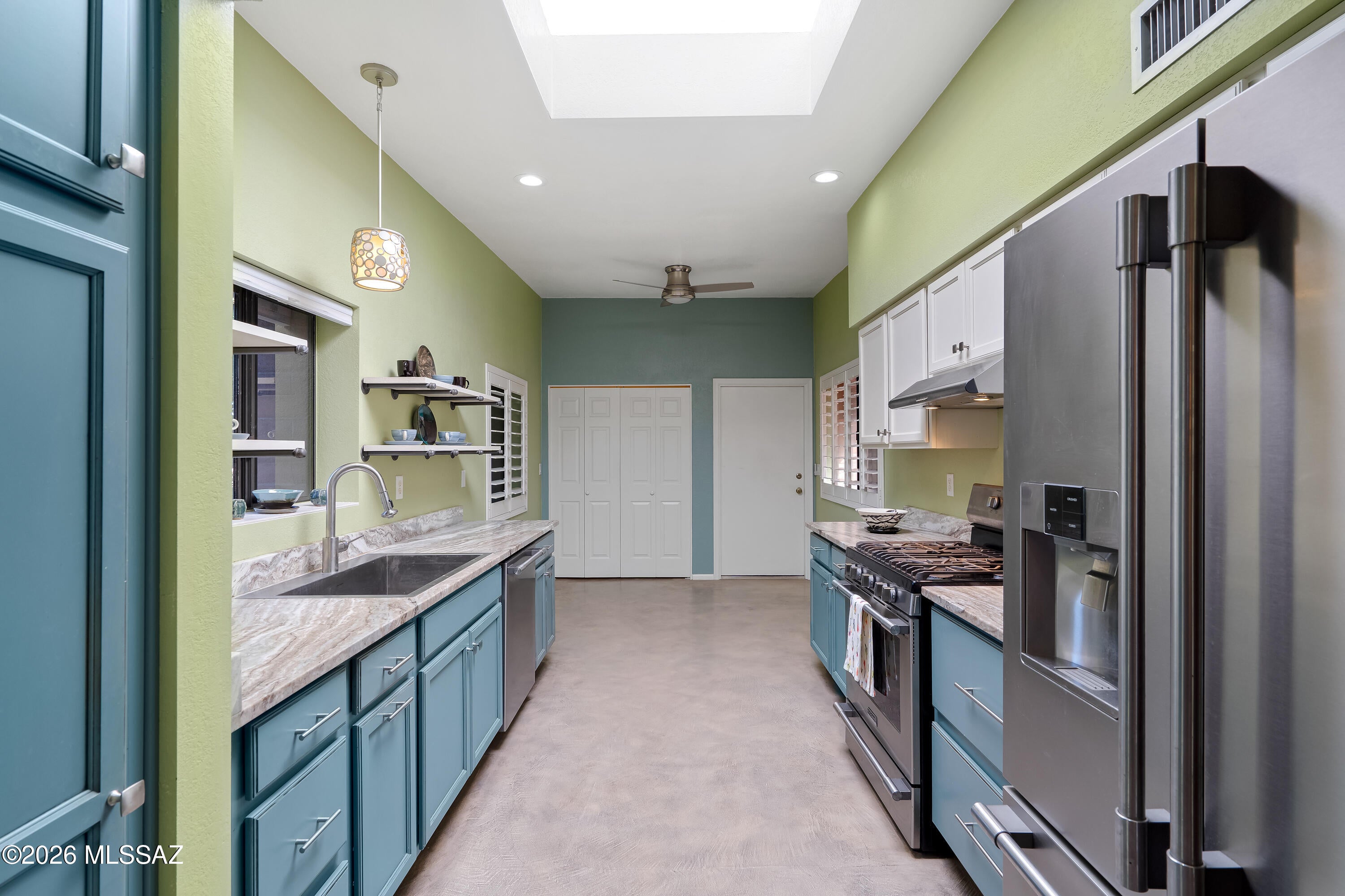 La Cholla Hills(1-313) - Residential