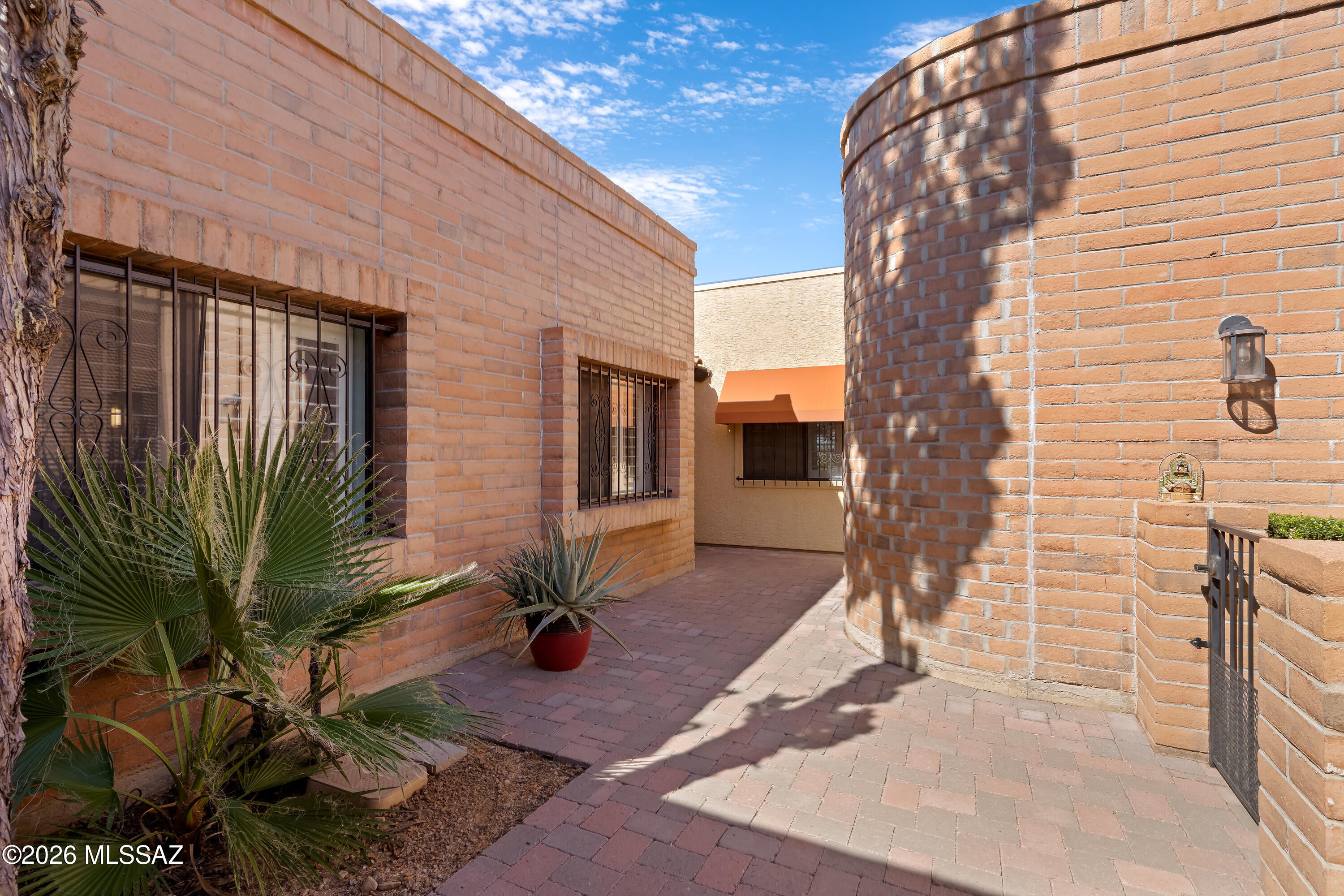 La Cholla Hills(1-313) - Residential