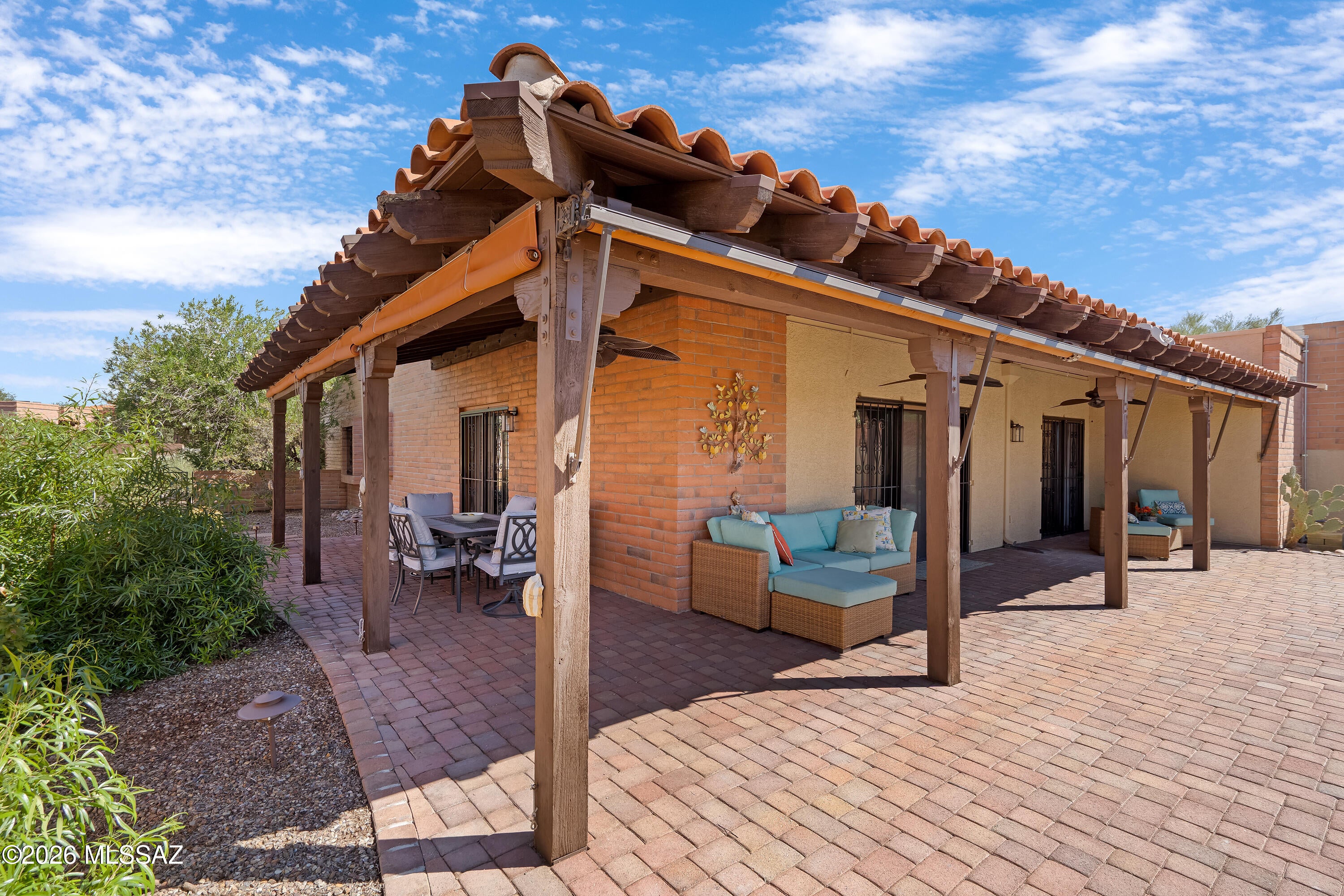 La Cholla Hills(1-313) - Residential