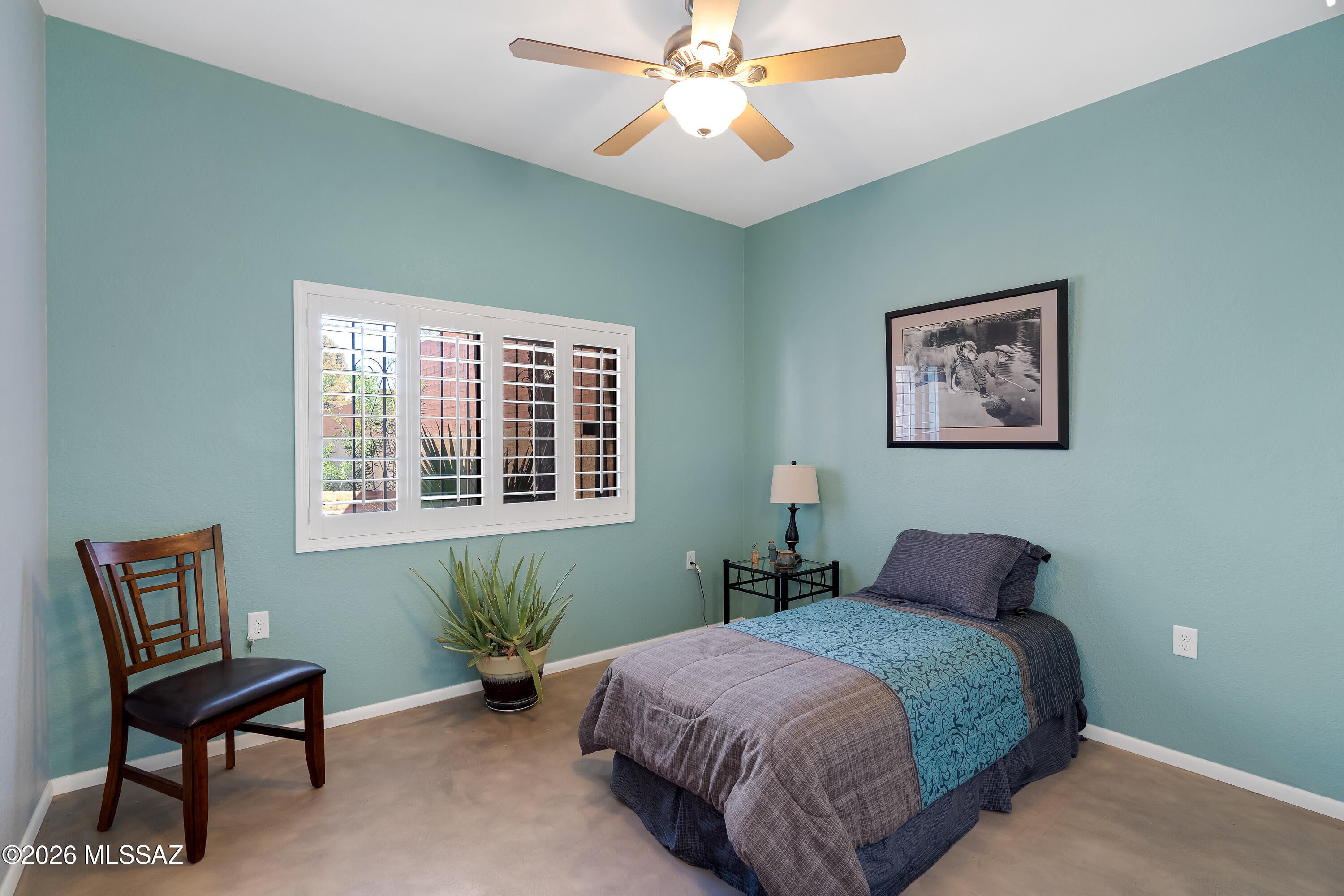 La Cholla Hills(1-313) - Residential