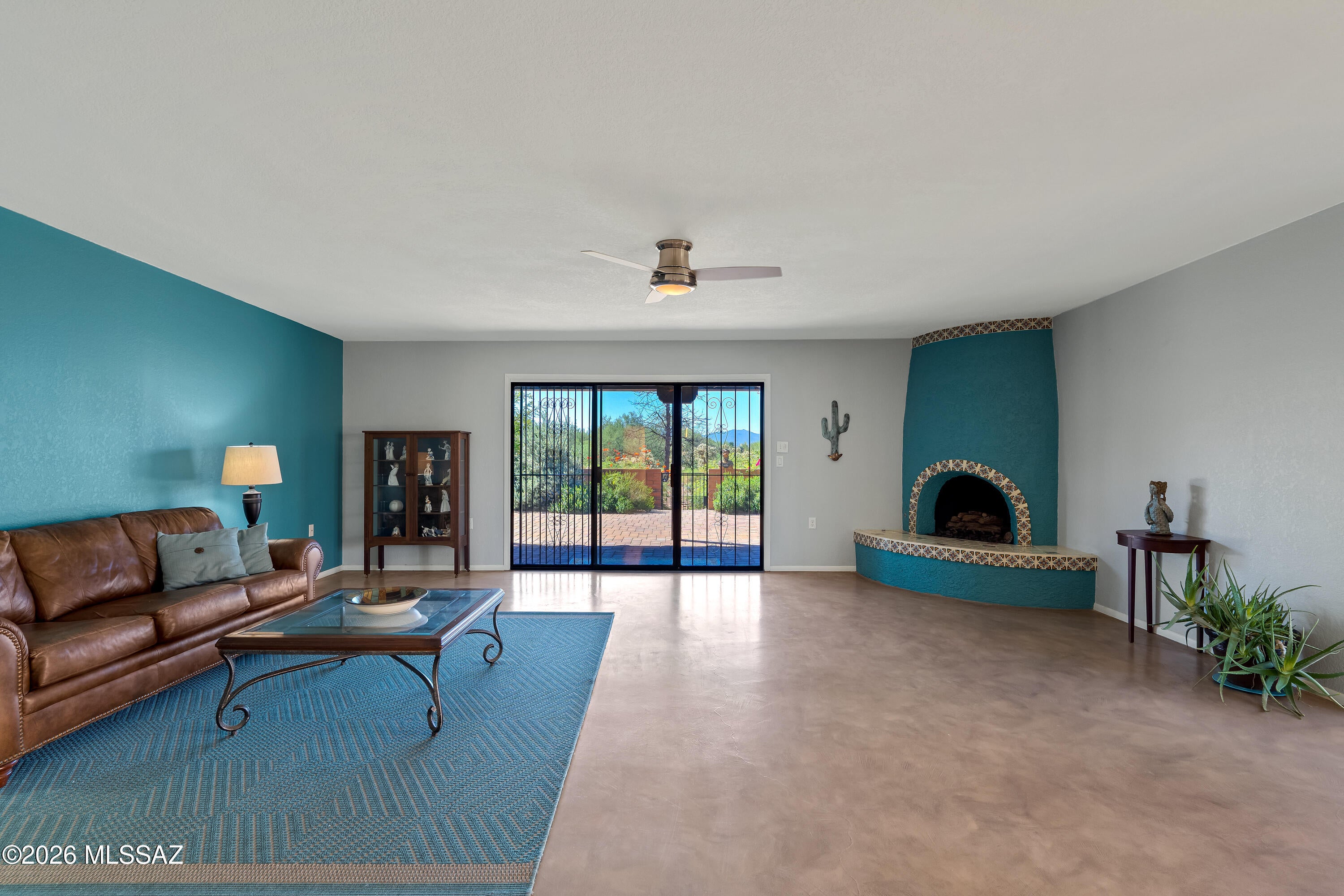 La Cholla Hills(1-313) - Residential