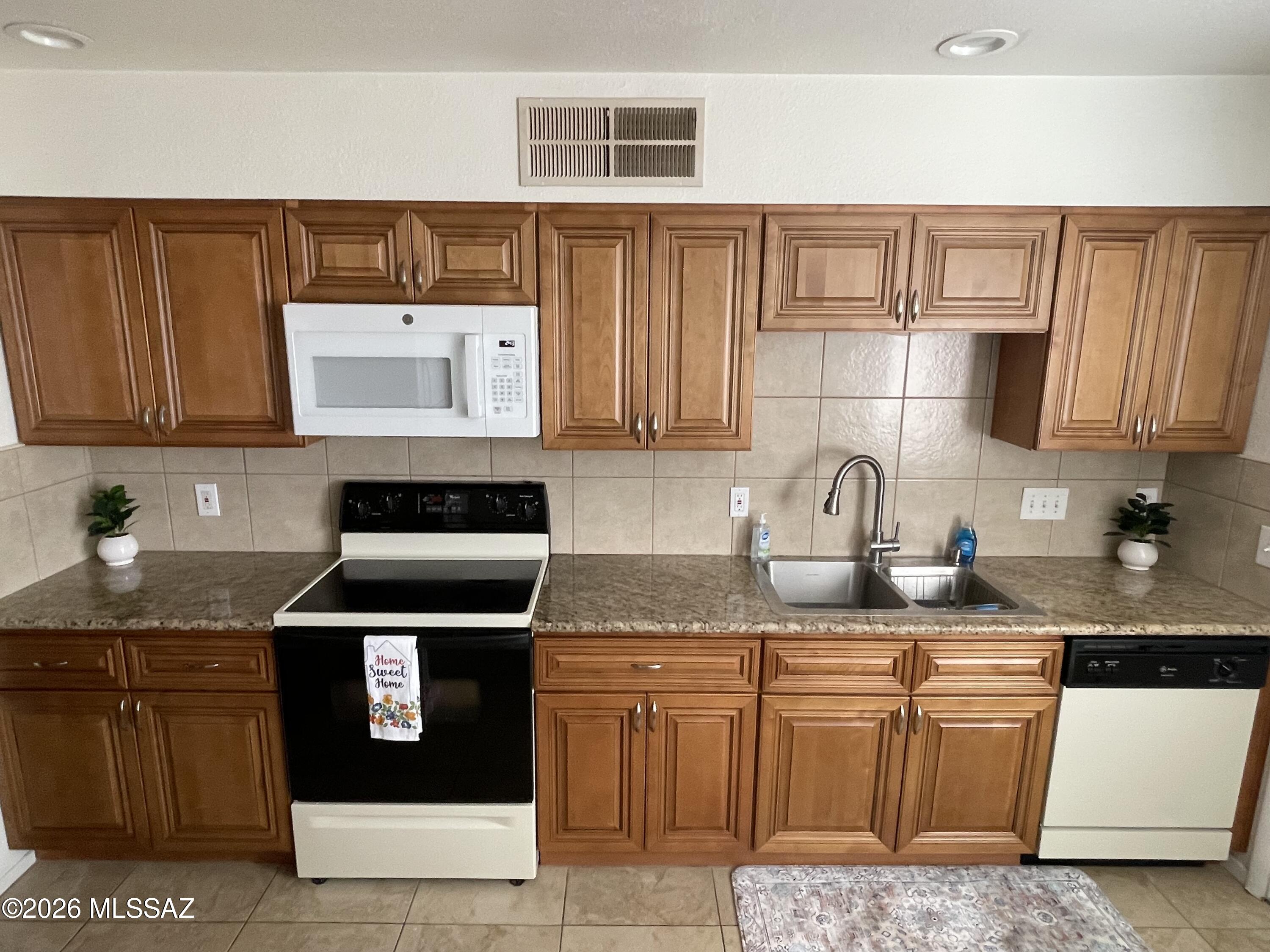 Hedrick Acreage NO 2 - Residential Lease