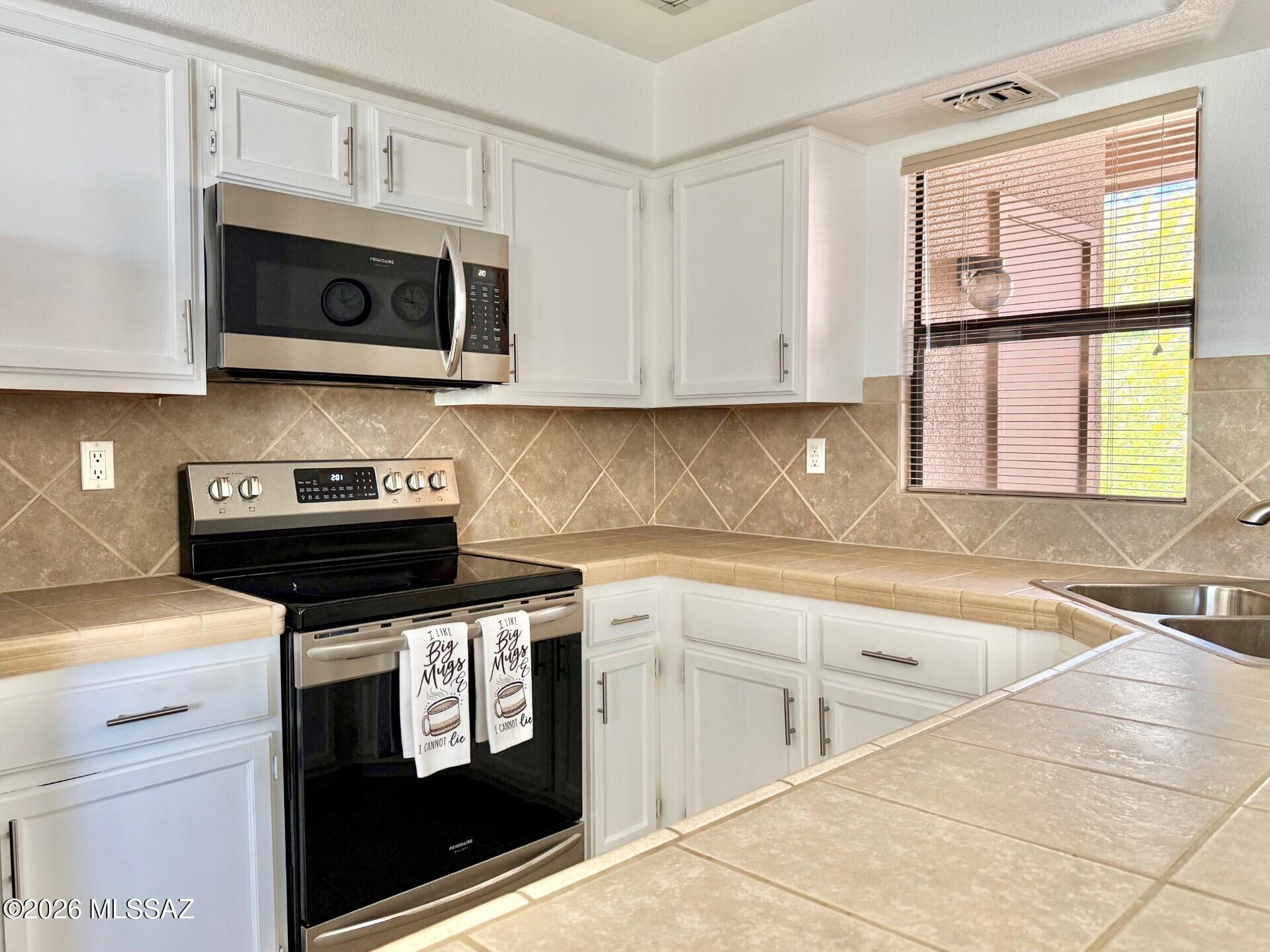 Canyon View At Ventana Condominium (1-264) - Residential