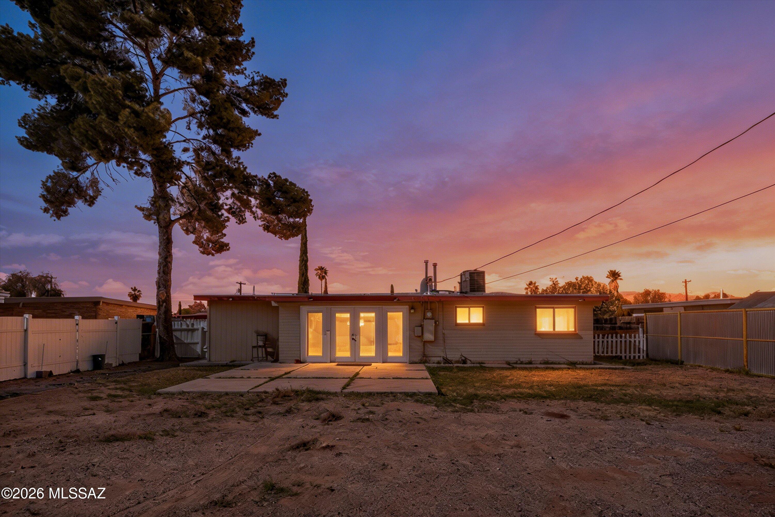 Vista Del Prado (1-274) - Residential