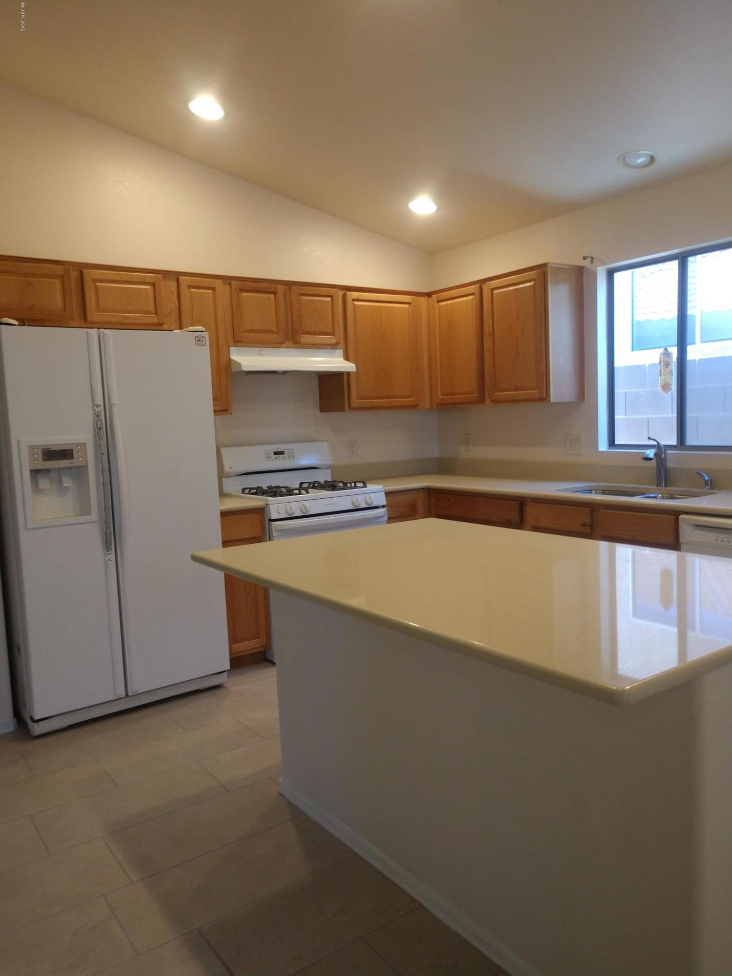Casas Adobes Country Club Est. - Residential Lease