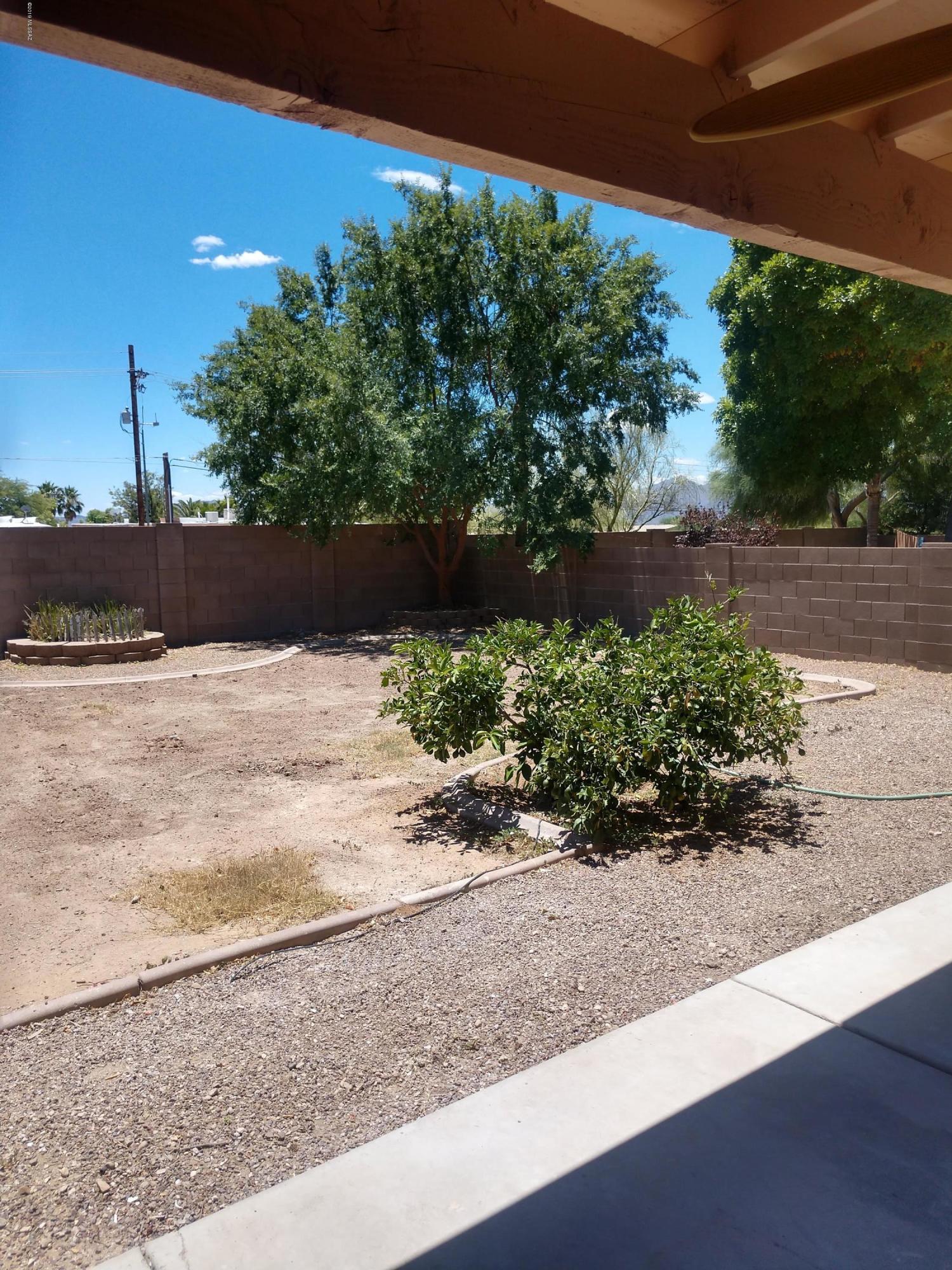 Casas Adobes Country Club Est. - Residential Lease