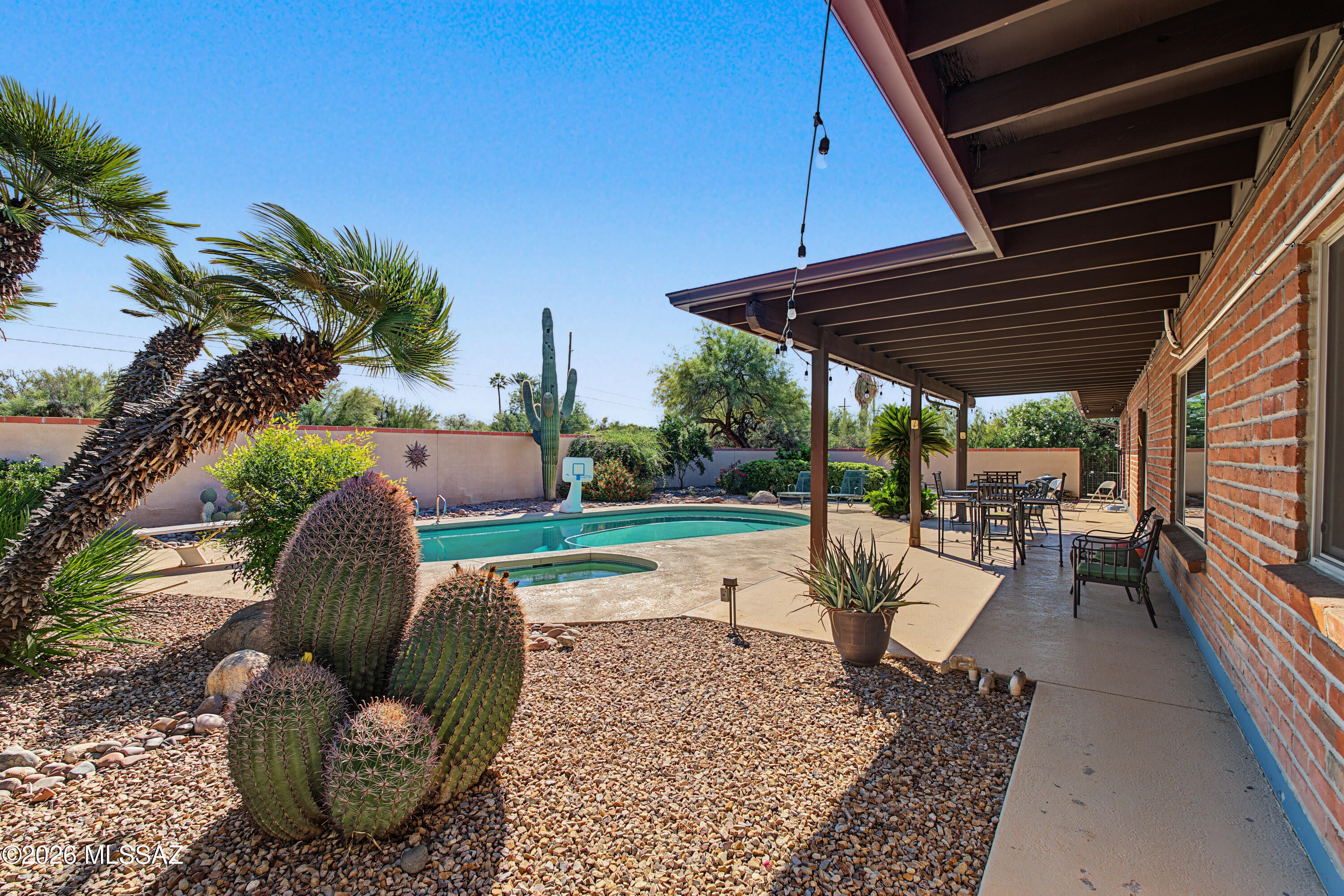 Casas Adobes Est 3b Resub - Residential