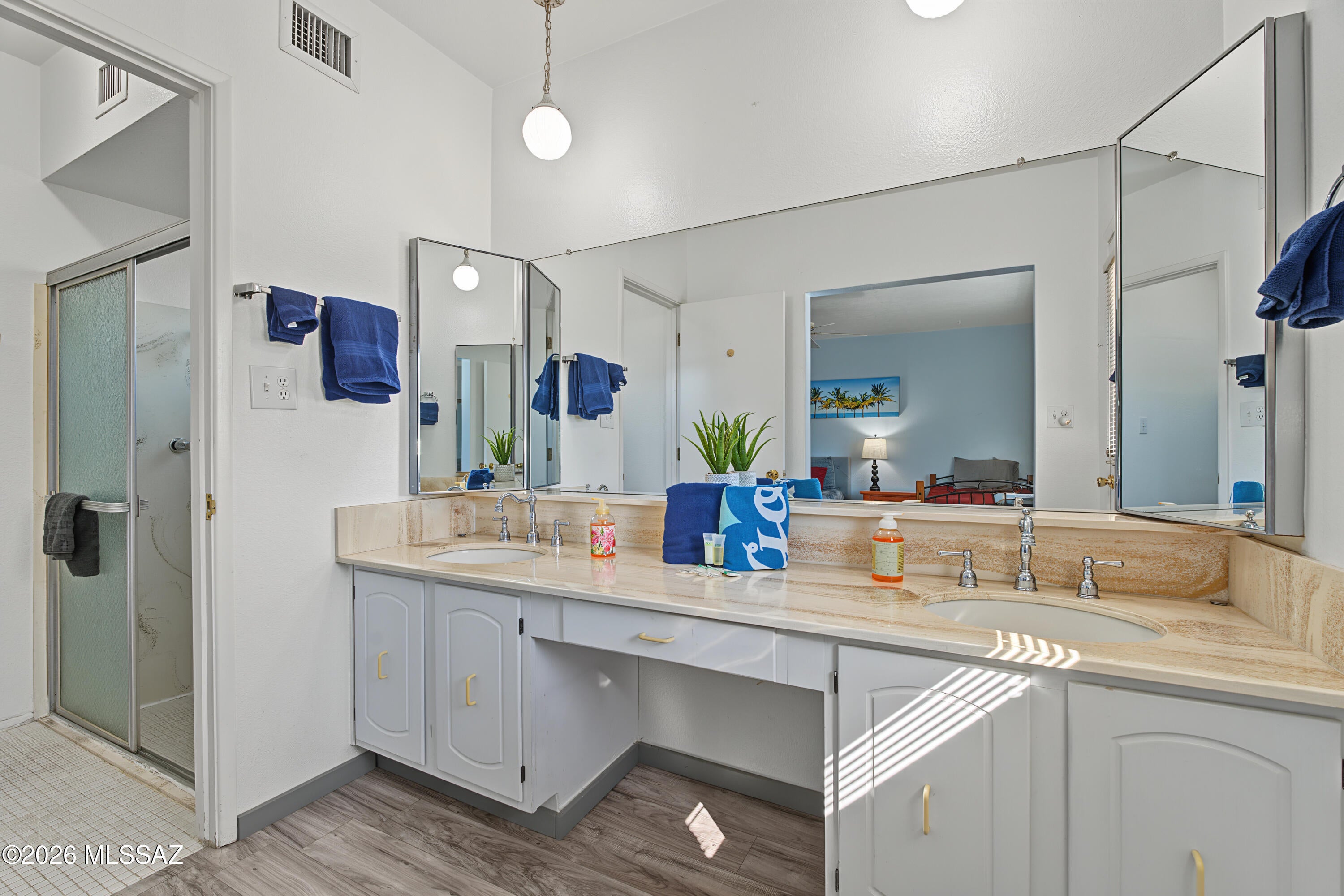 Casas Adobes Est 3b Resub - Residential