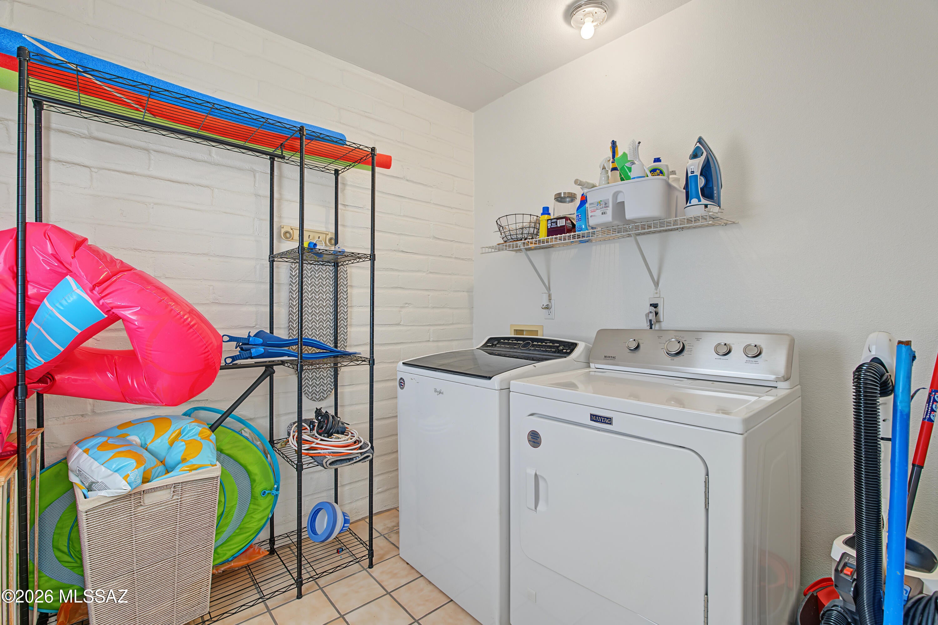 Casas Adobes Est 3b Resub - Residential