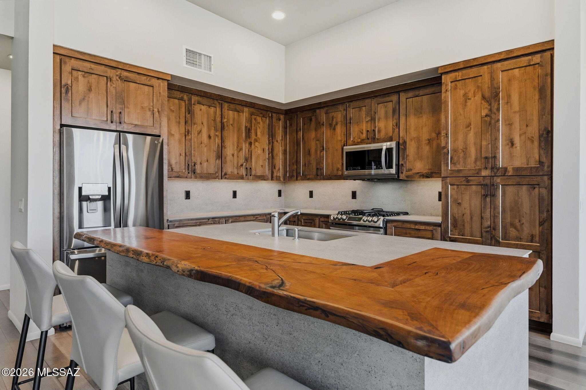 Monte Del Oro (1-187) - Residential