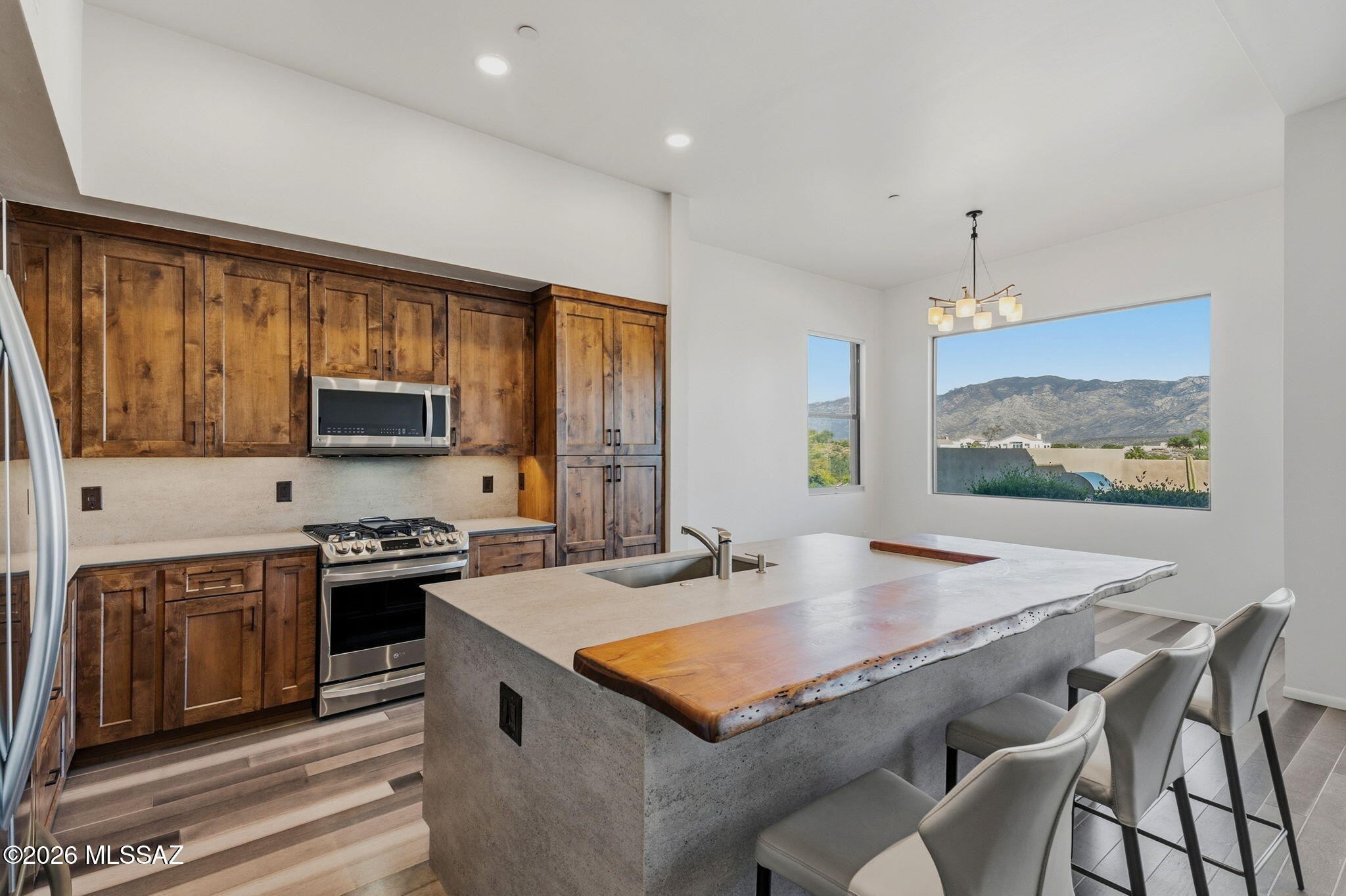 Monte Del Oro (1-187) - Residential