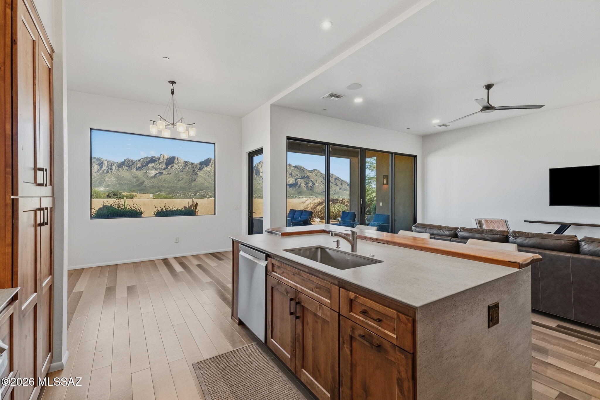 Monte Del Oro (1-187) - Residential