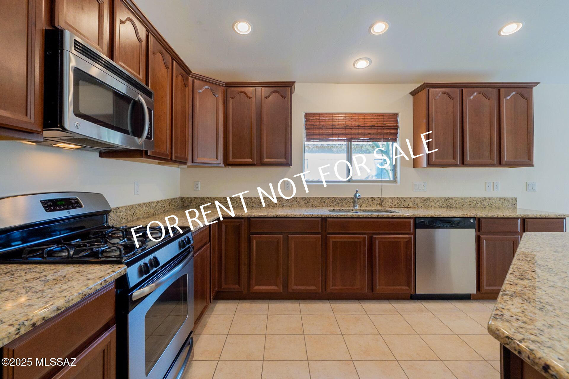 New Tucson Unit NO. 8 (1-455) - Residential Lease