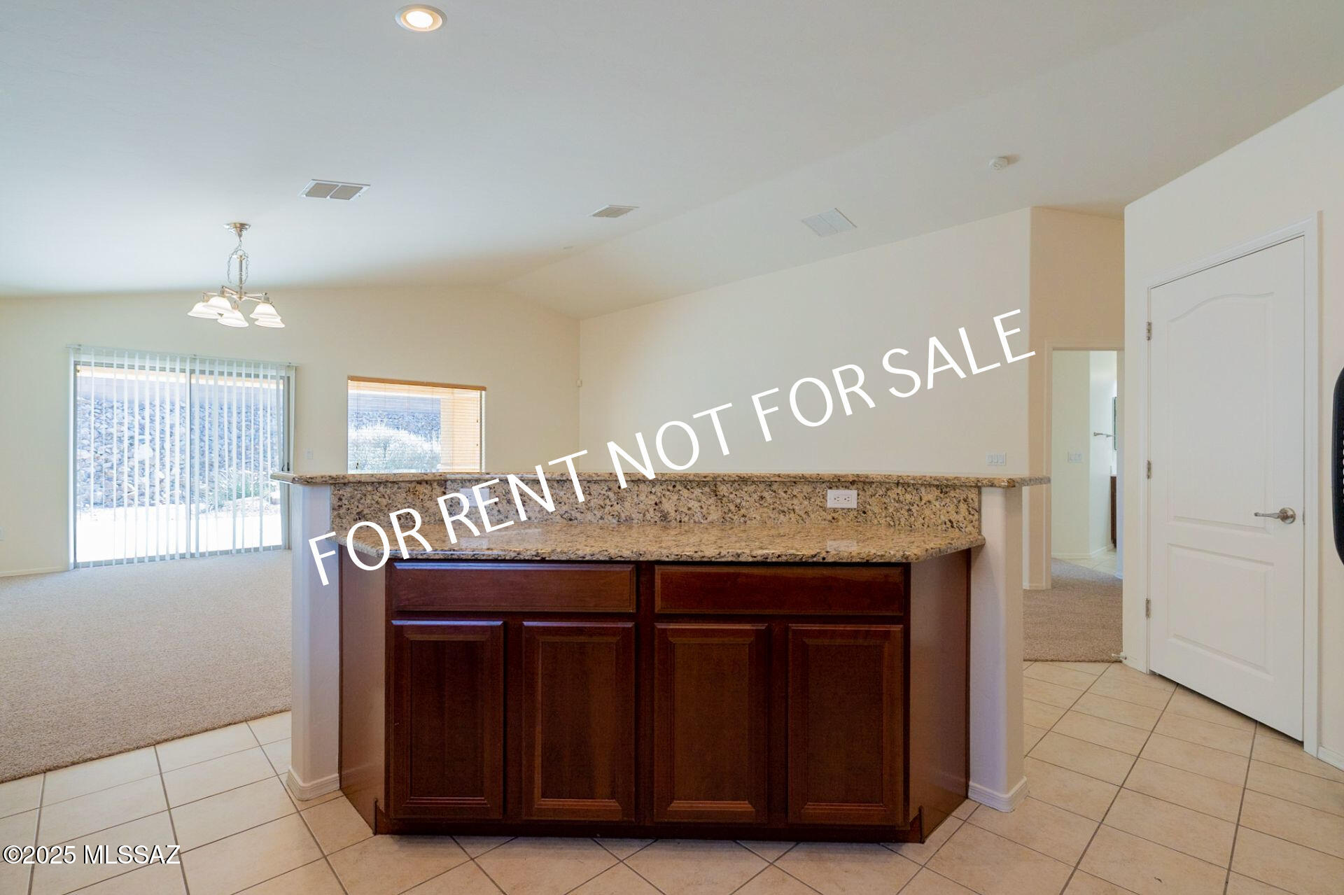 New Tucson Unit NO. 8 (1-455) - Residential Lease