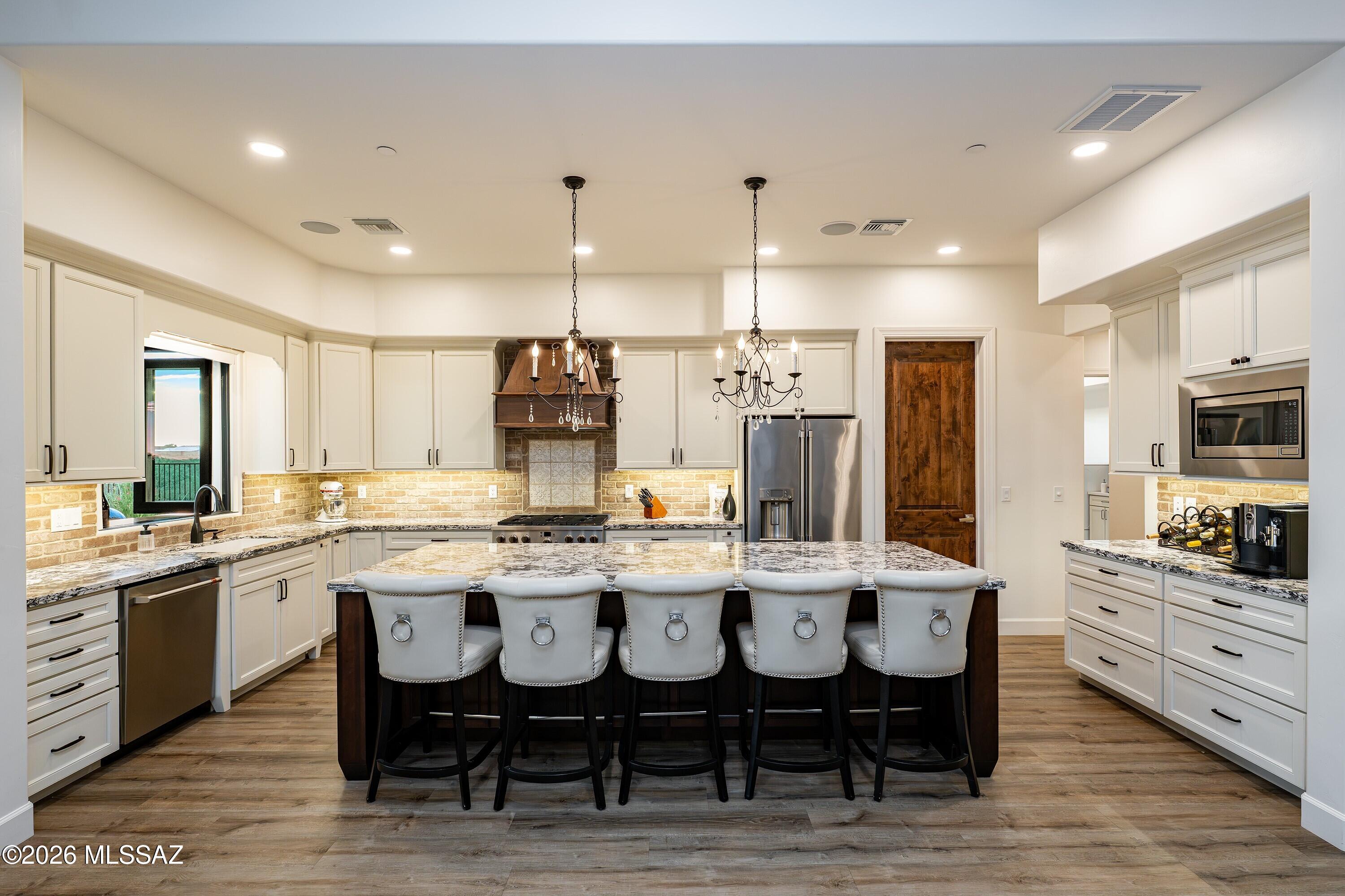 Coyote Creek (1-395) - Residential