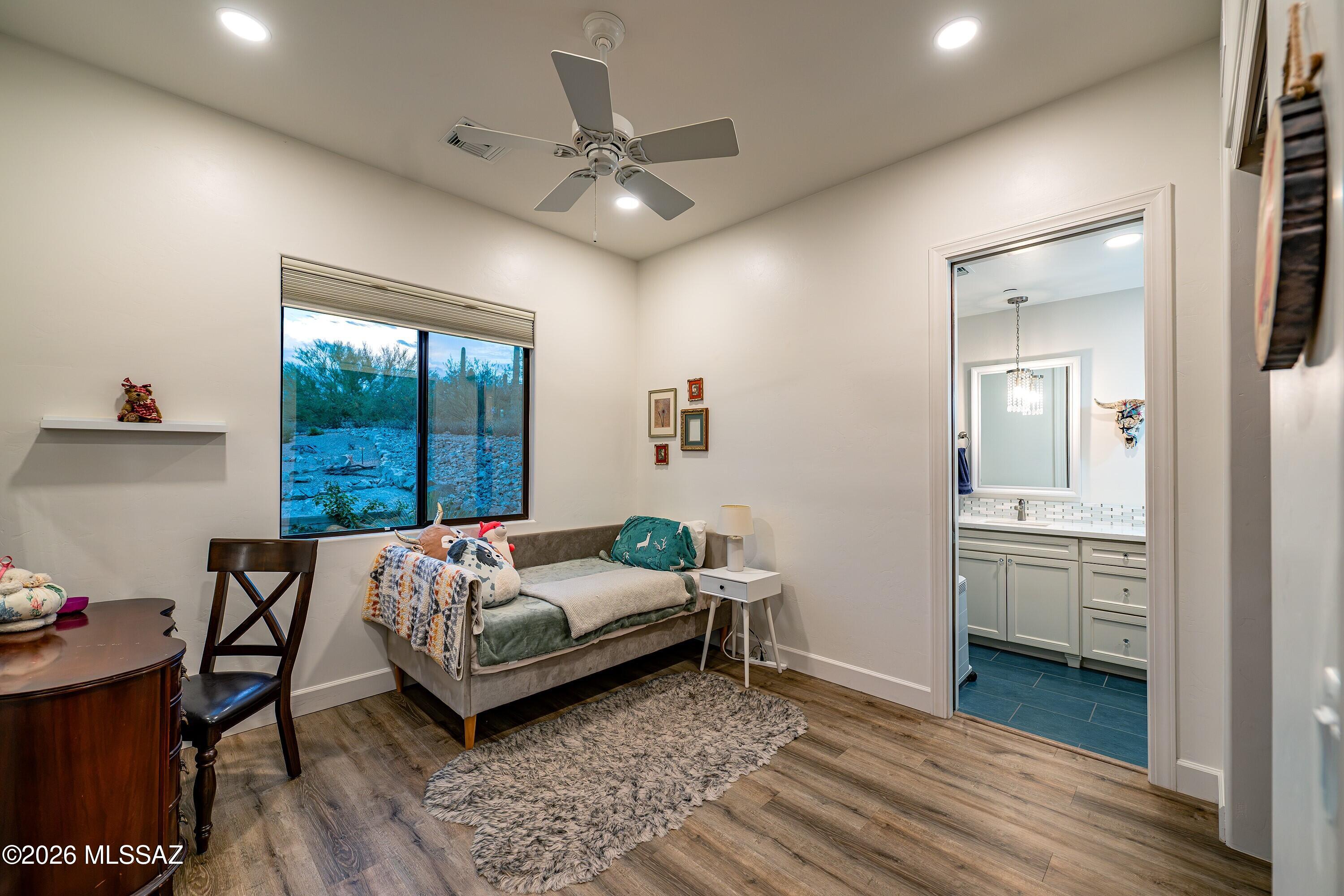 Coyote Creek (1-395) - Residential