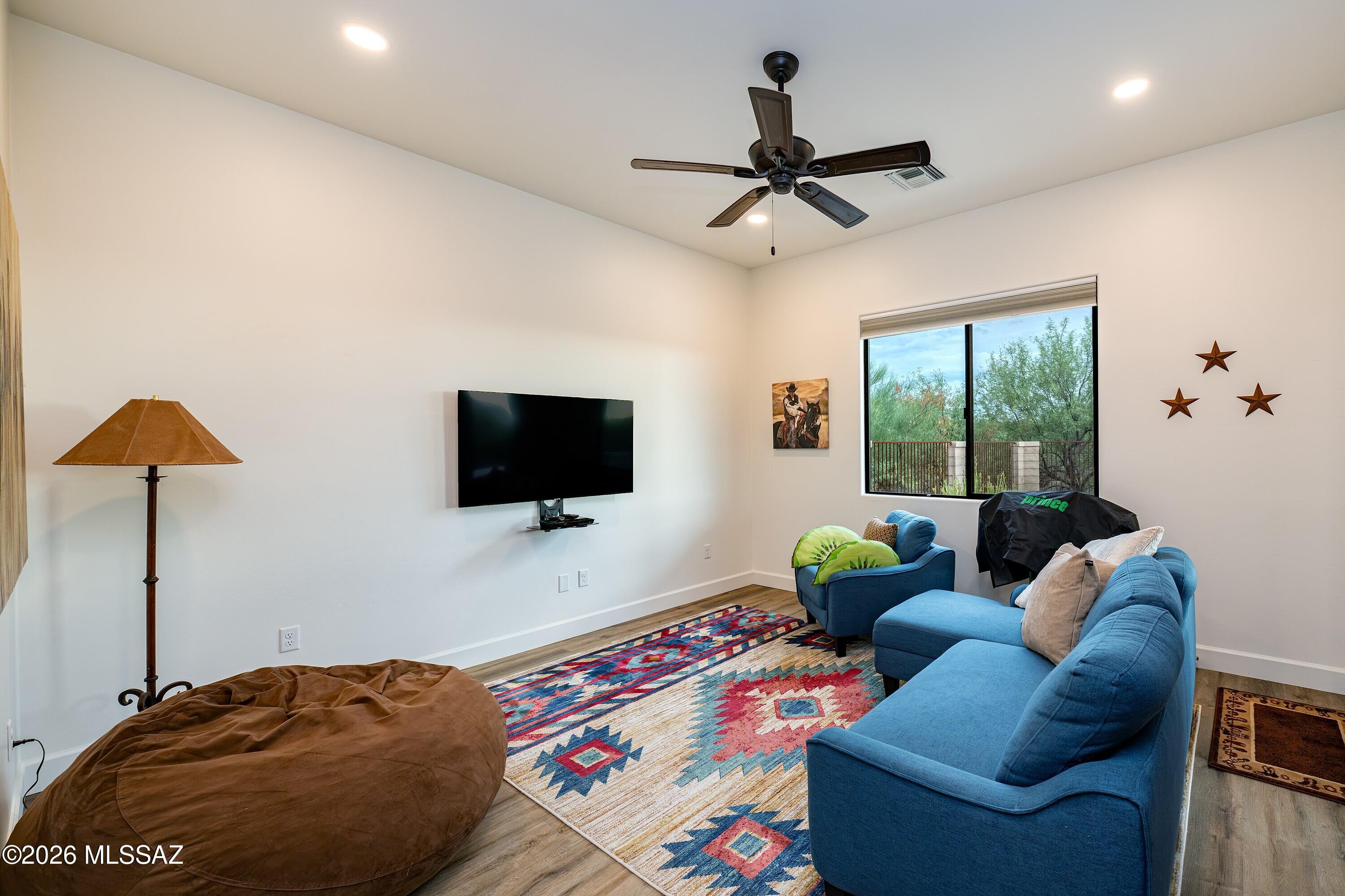 Coyote Creek (1-395) - Residential