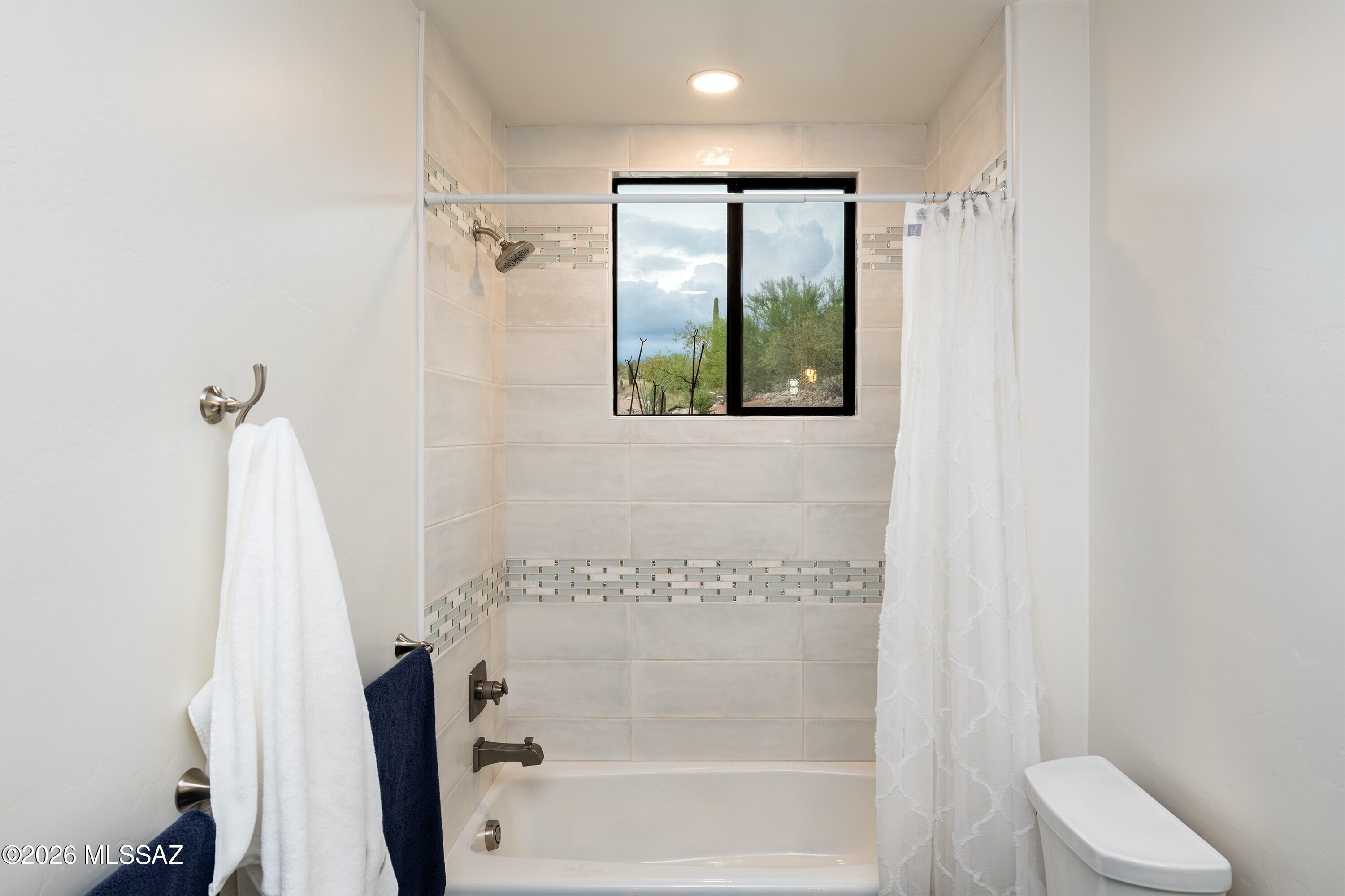Coyote Creek (1-395) - Residential