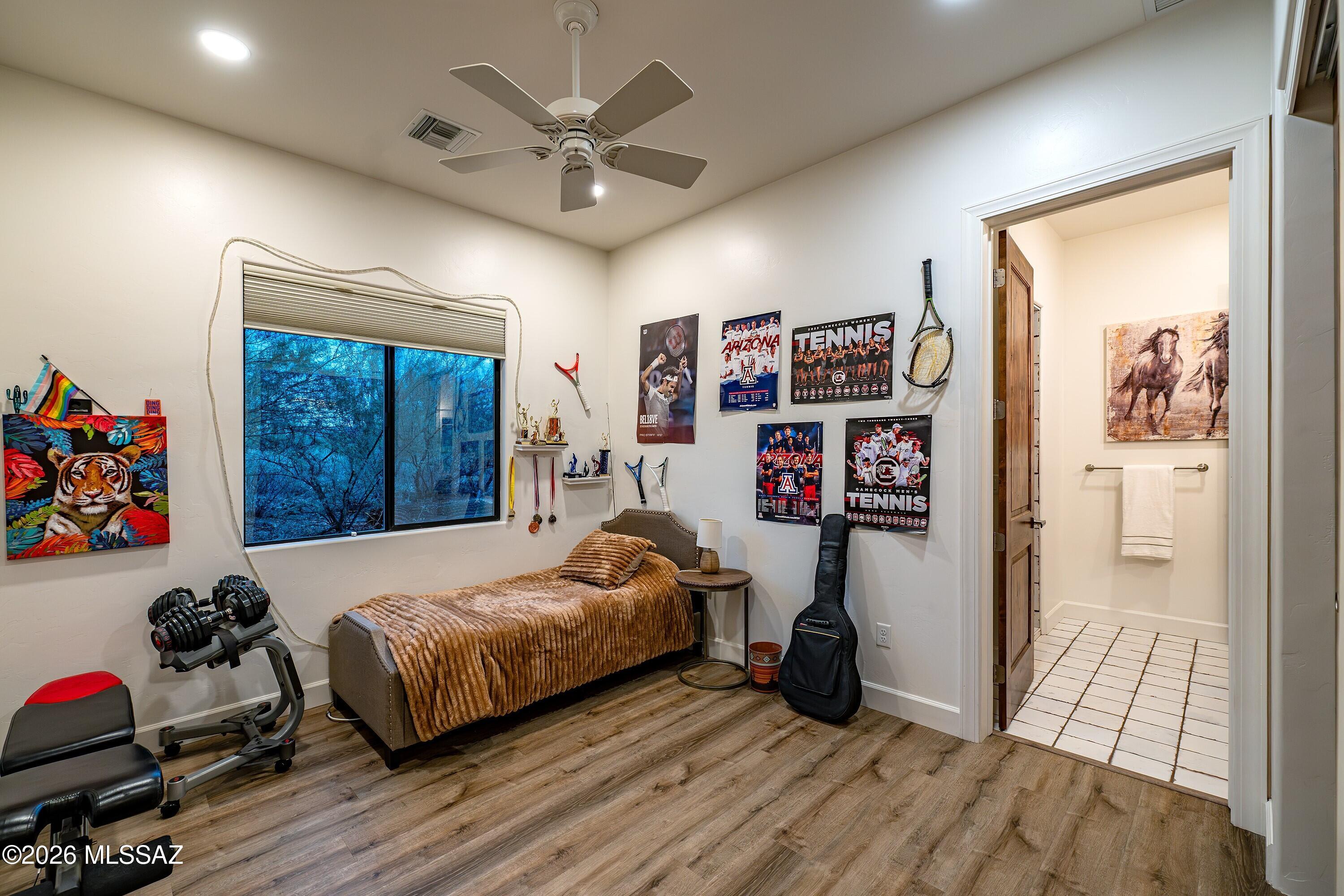 Coyote Creek (1-395) - Residential