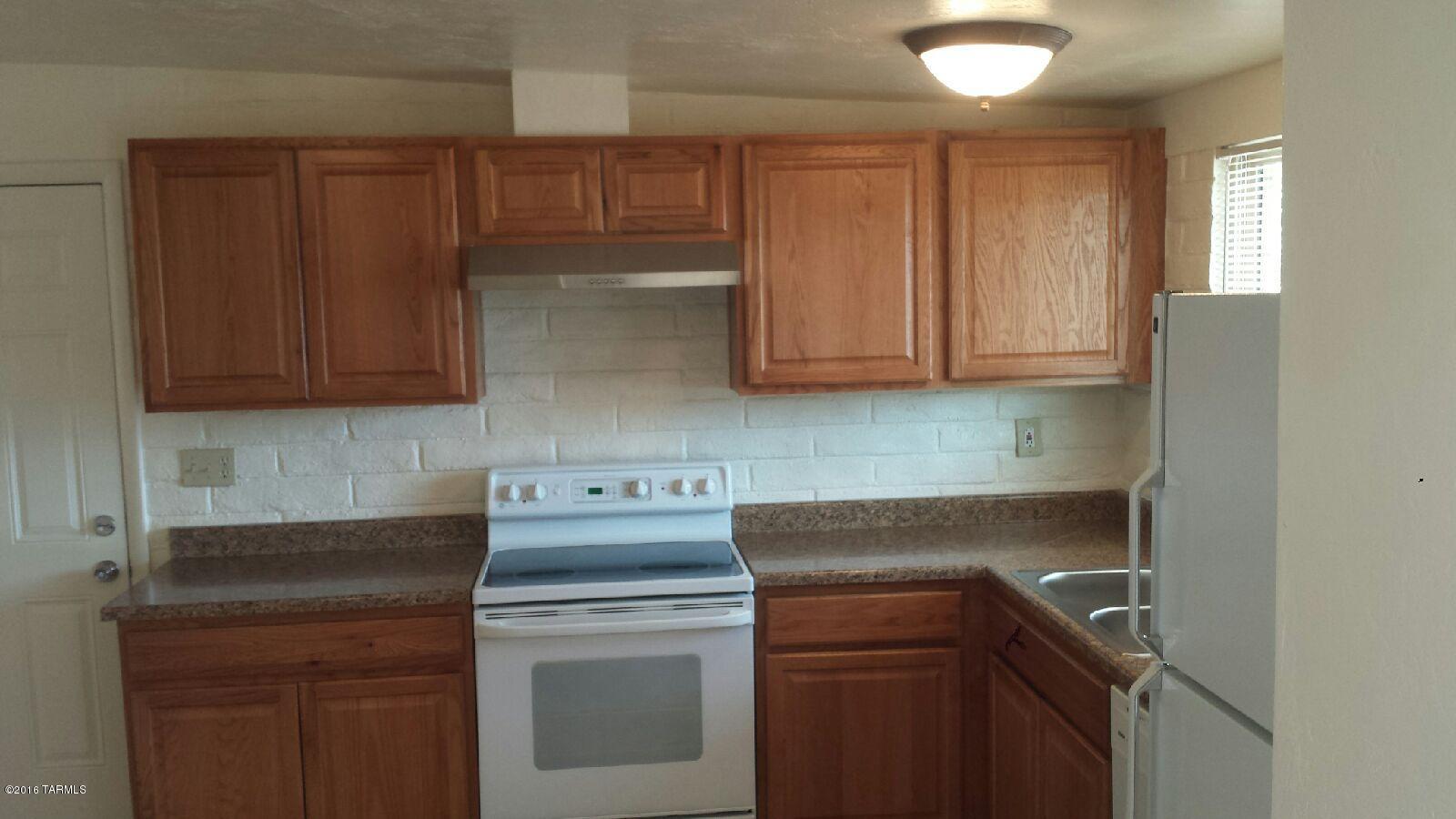 Warwick Village Addition (1-67) - Residential Lease