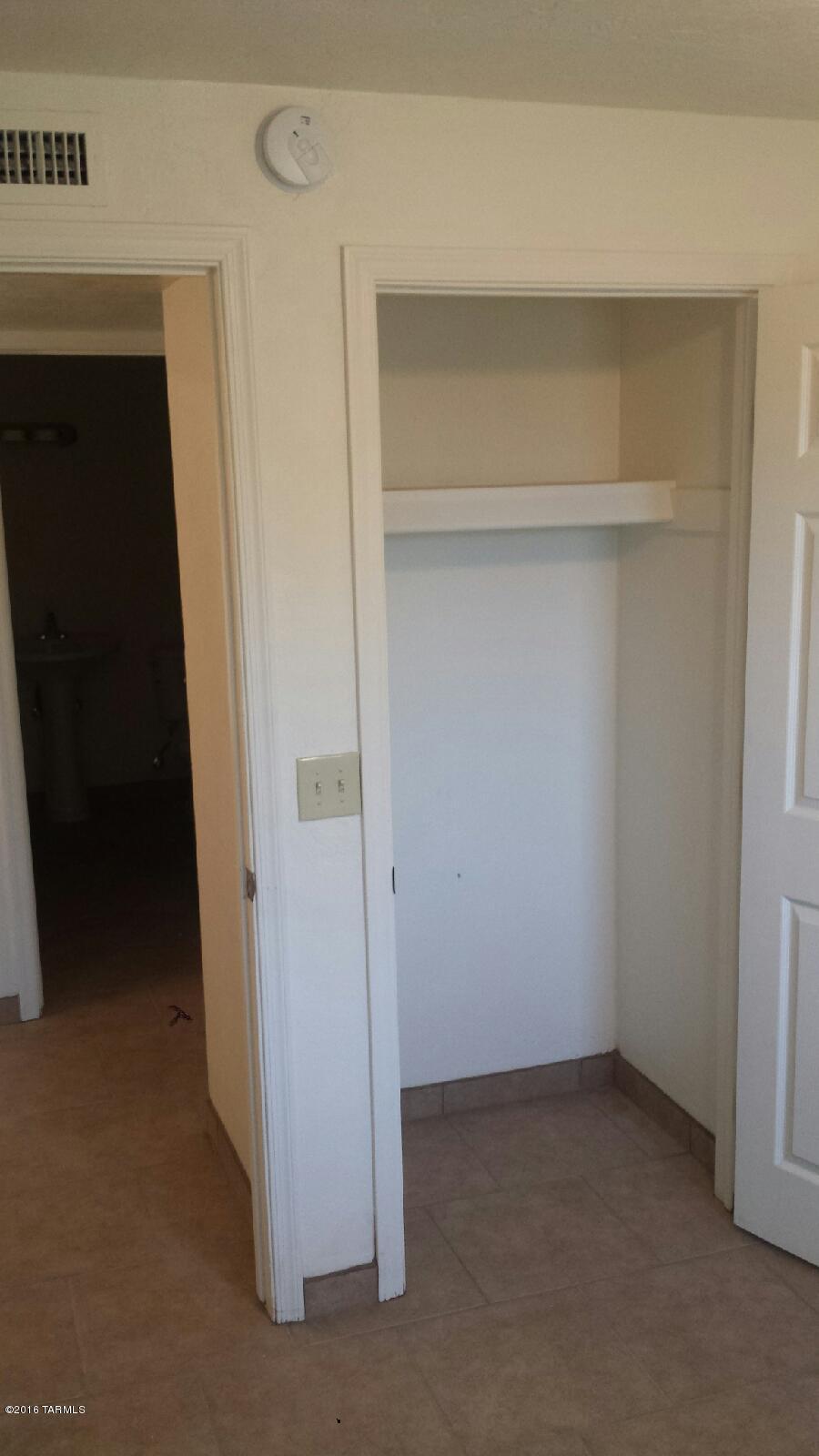 Warwick Village Addition (1-67) - Residential Lease
