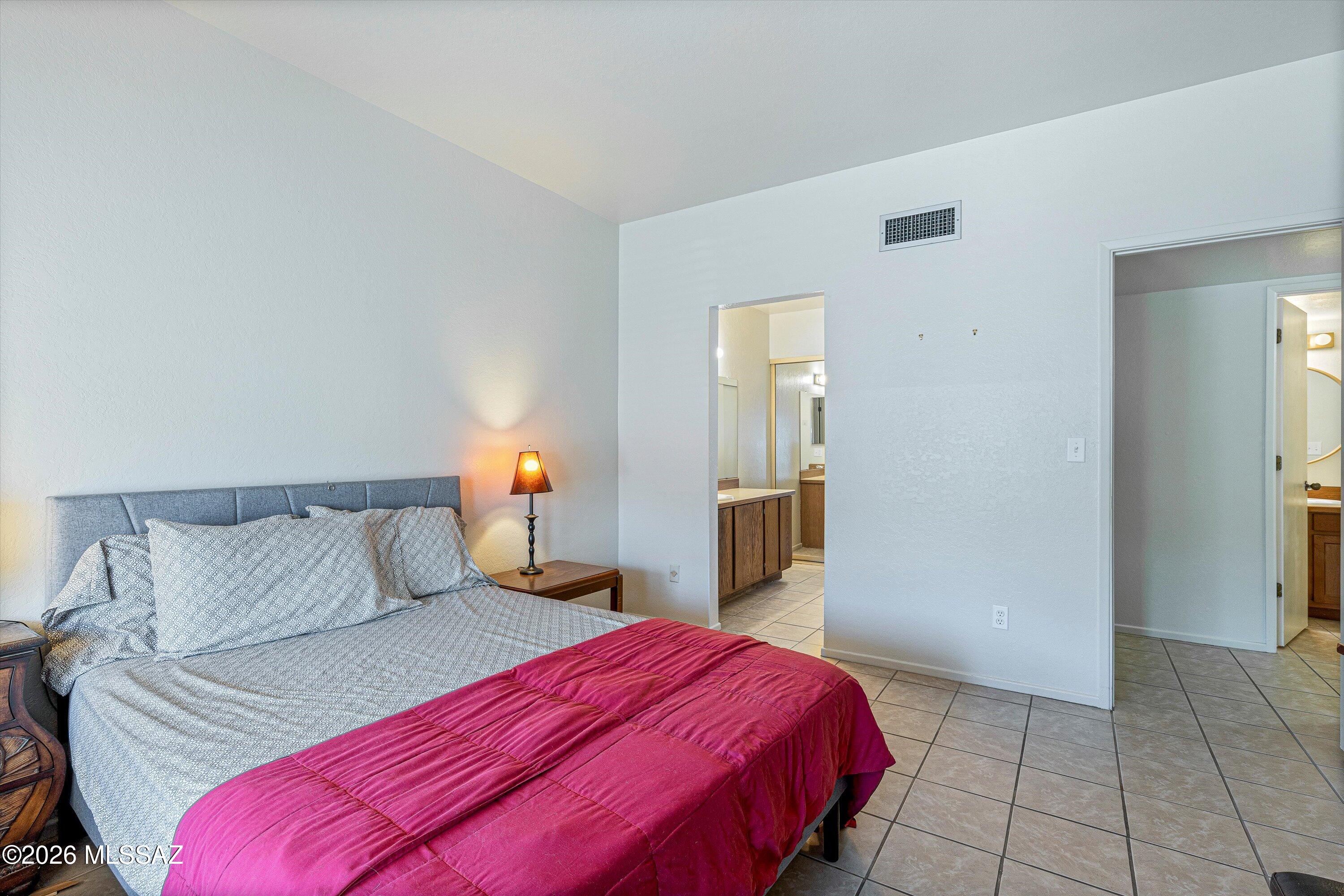Summertree Condominiums (1-224) - Residential