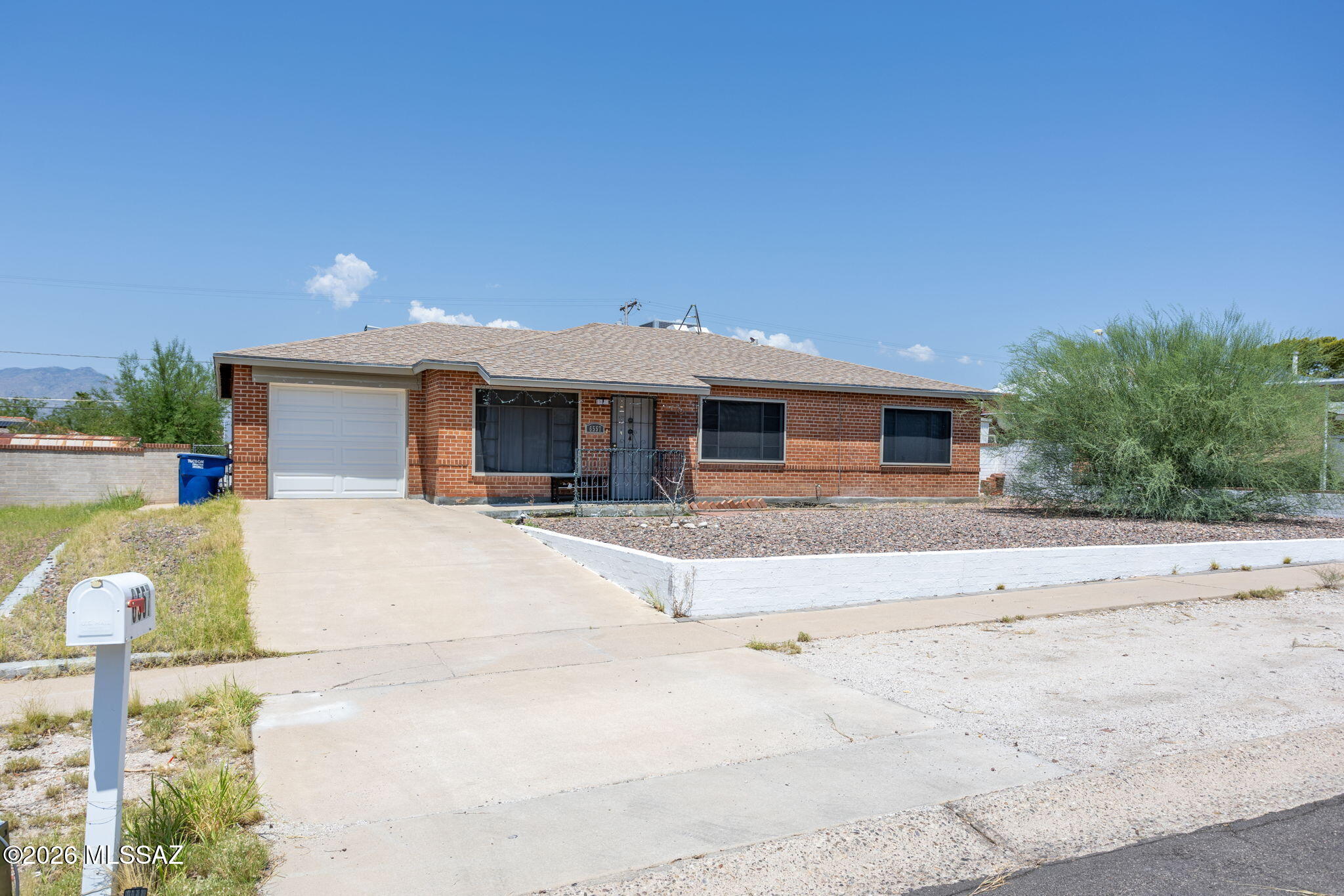 Manana Vista - Residential