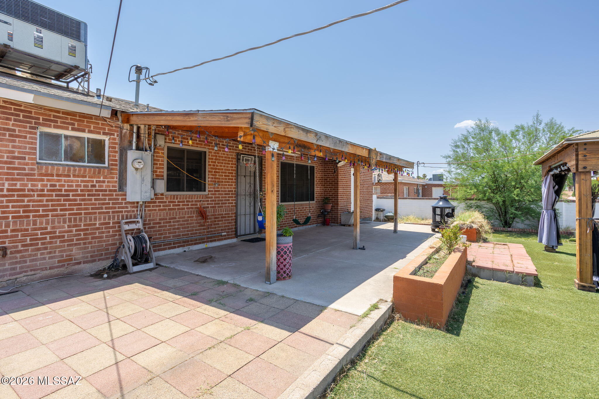 Manana Vista - Residential